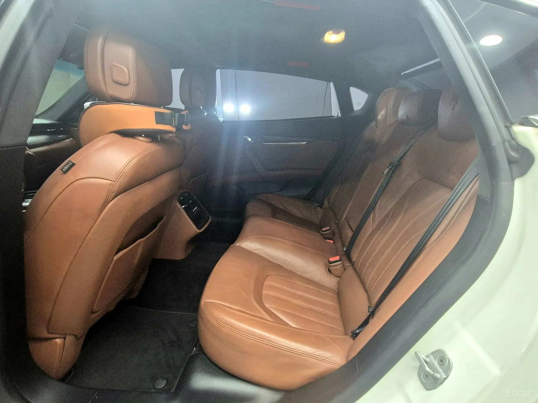 Maserati Quattroporte превью 13