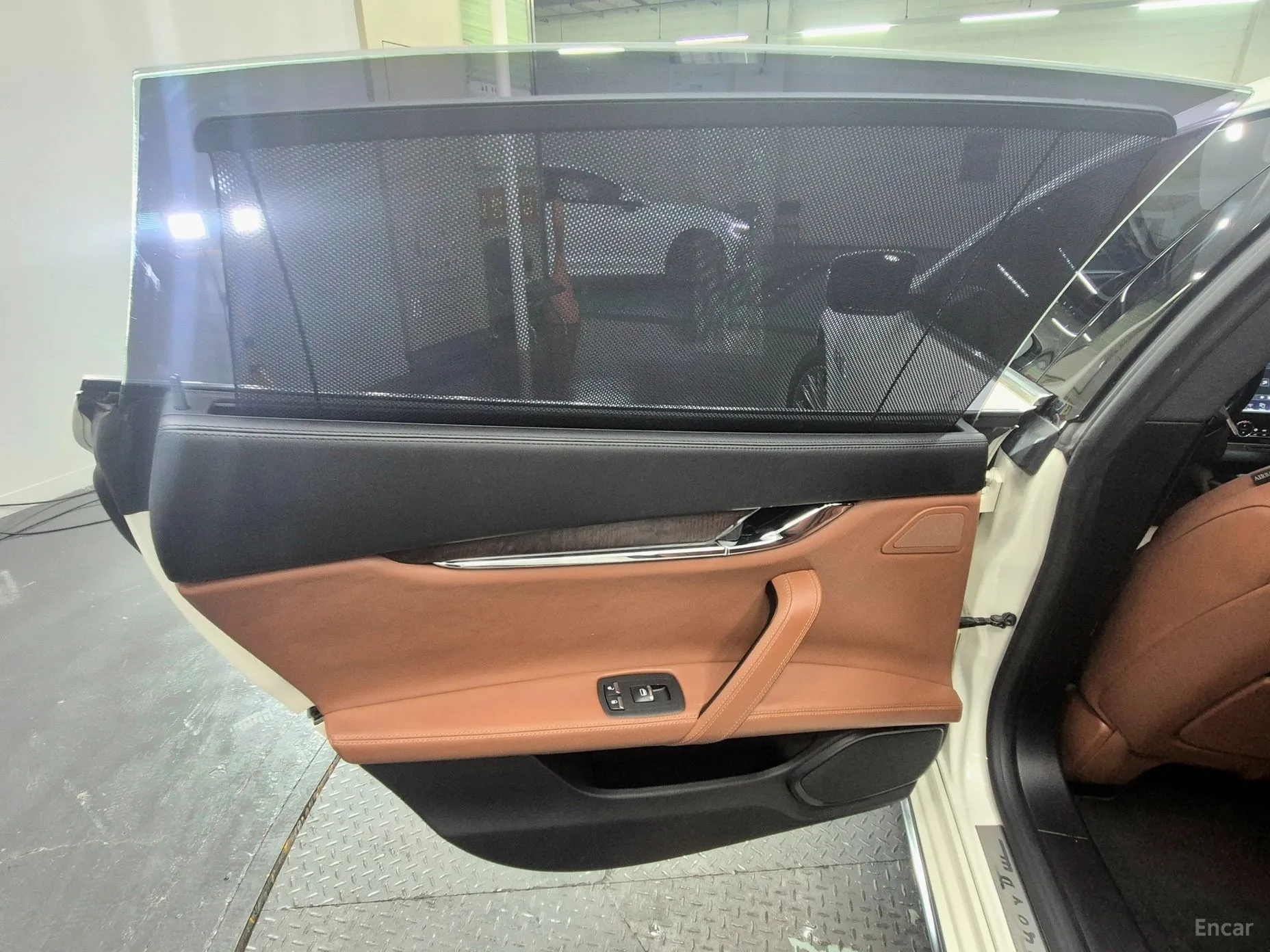 Maserati Quattroporte превью 15