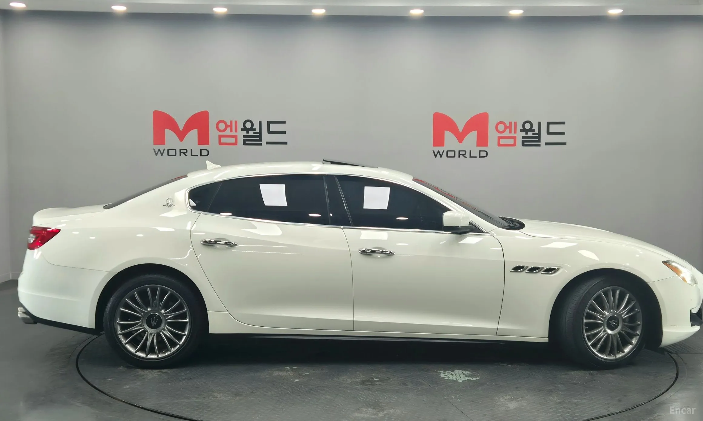 Maserati Quattroporte превью 2