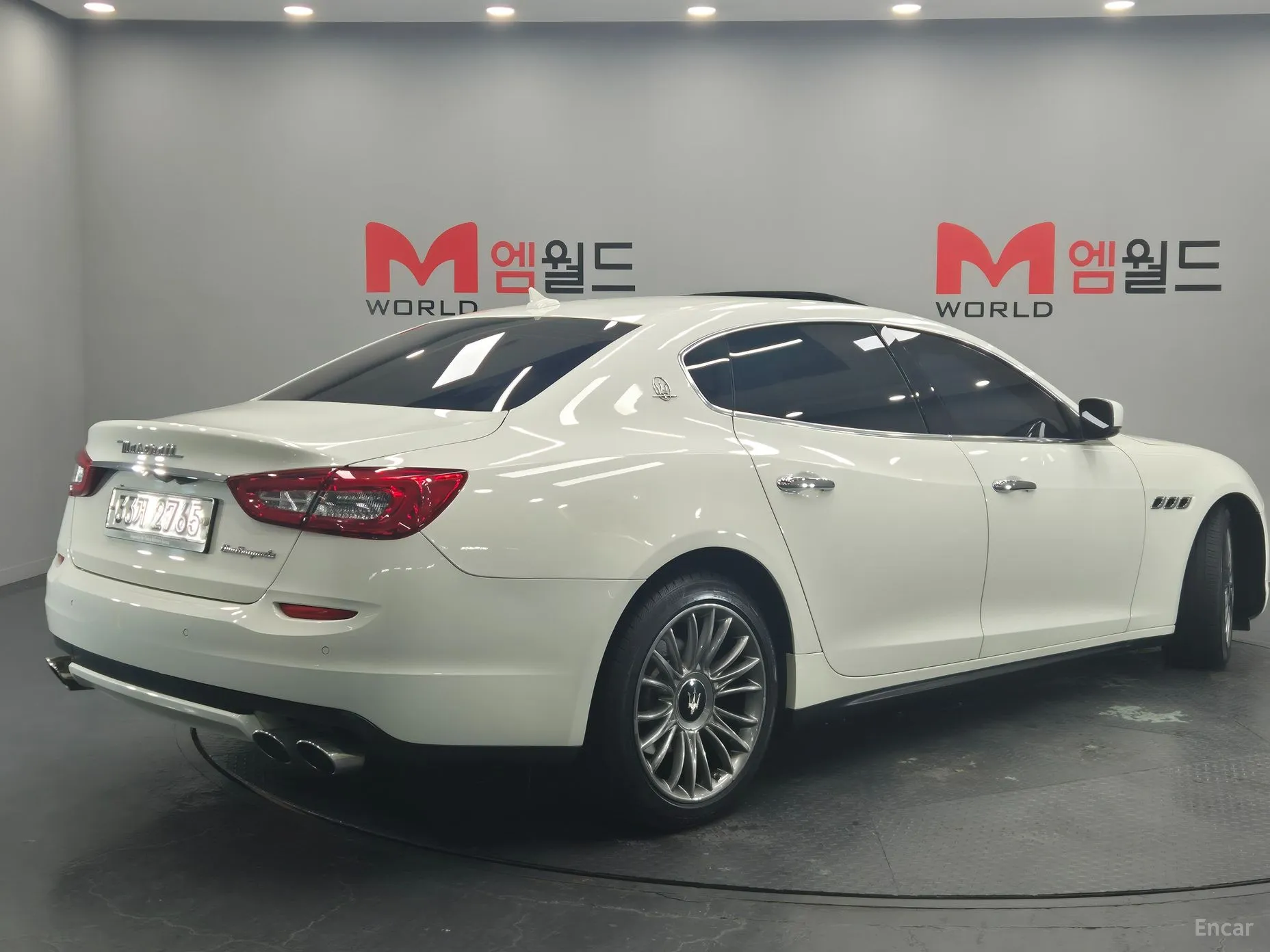 Maserati Quattroporte превью 3