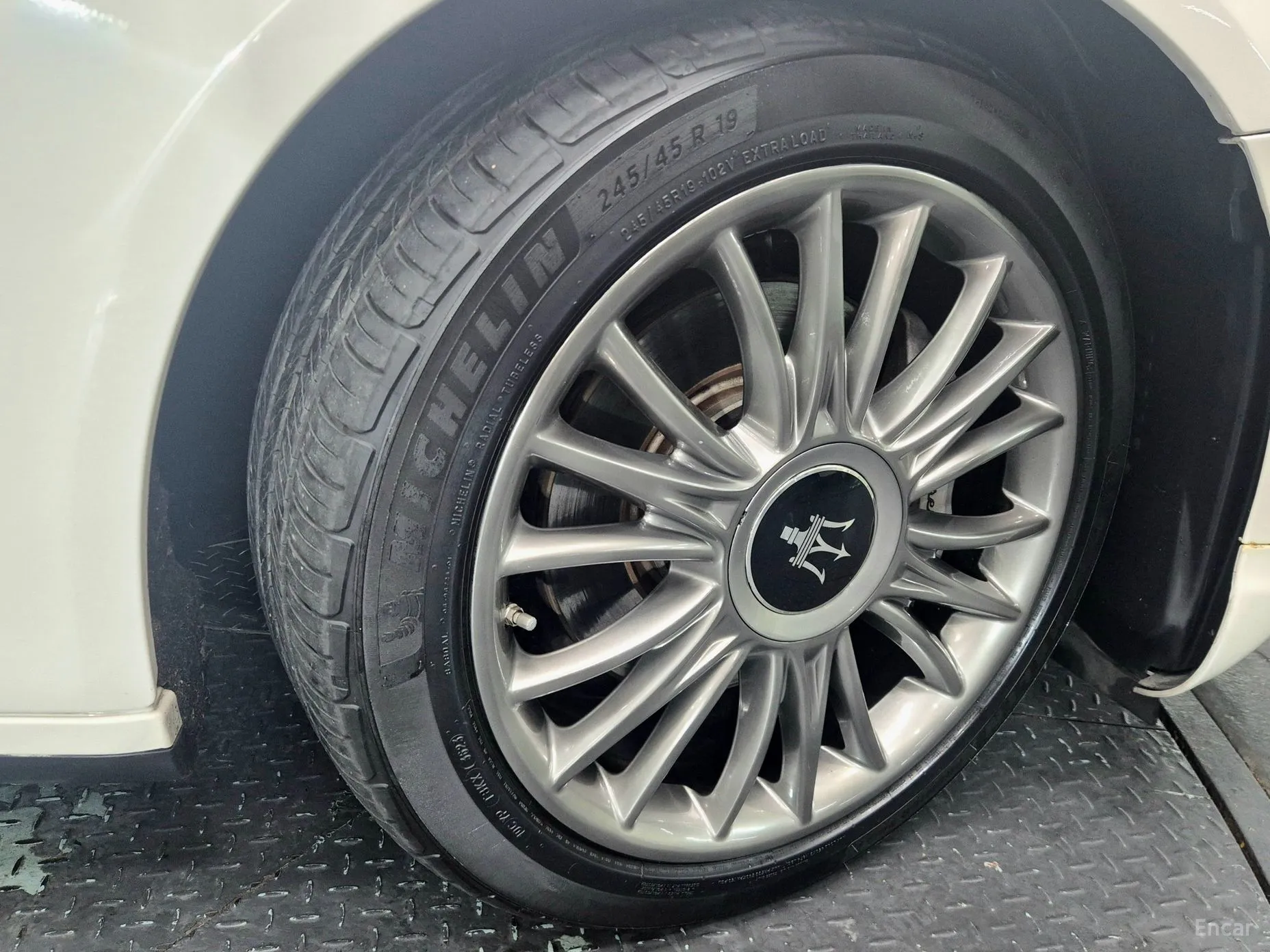 Maserati Quattroporte превью 5