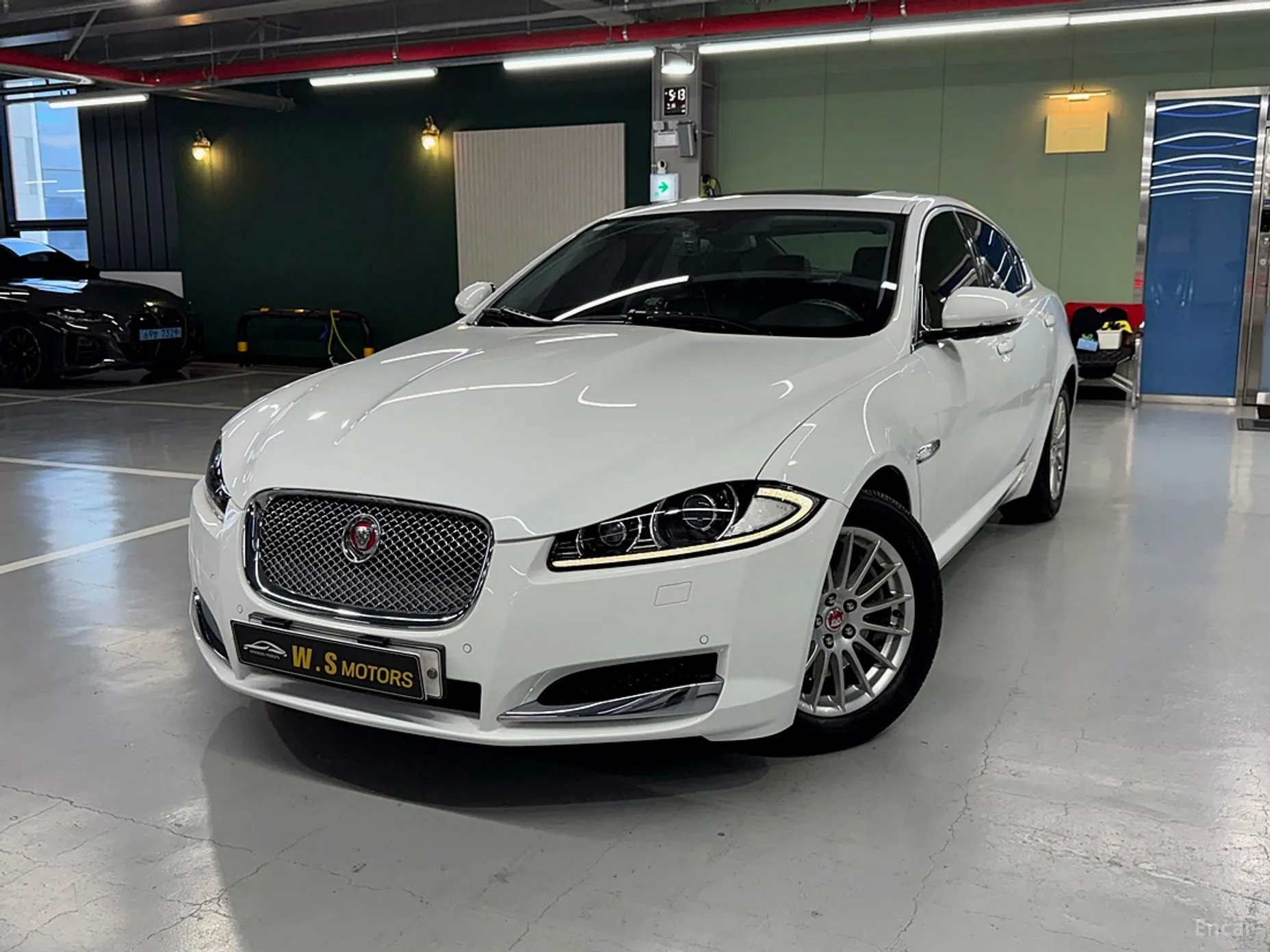 Jaguar New XF