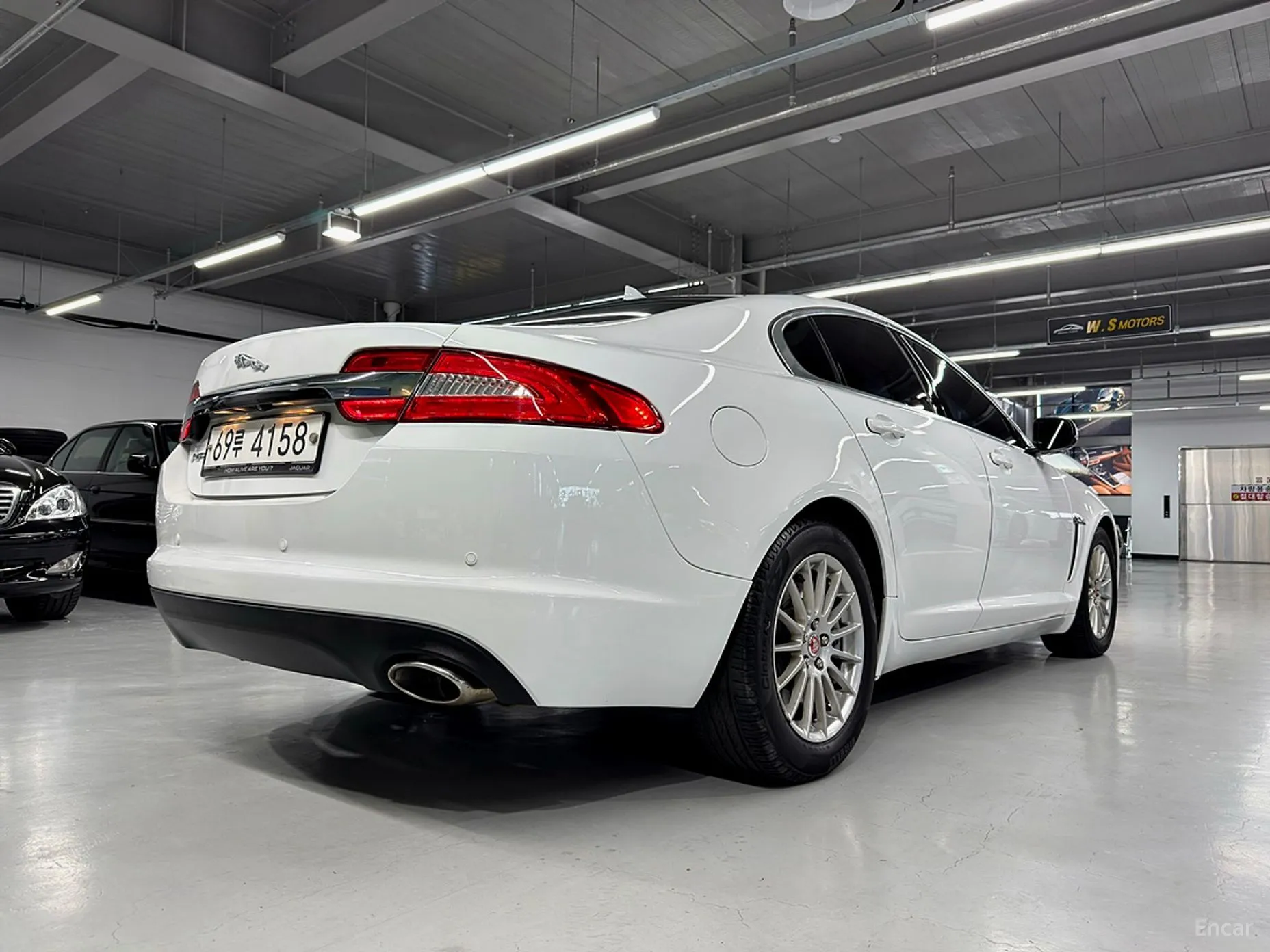 Jaguar New XF превью 7