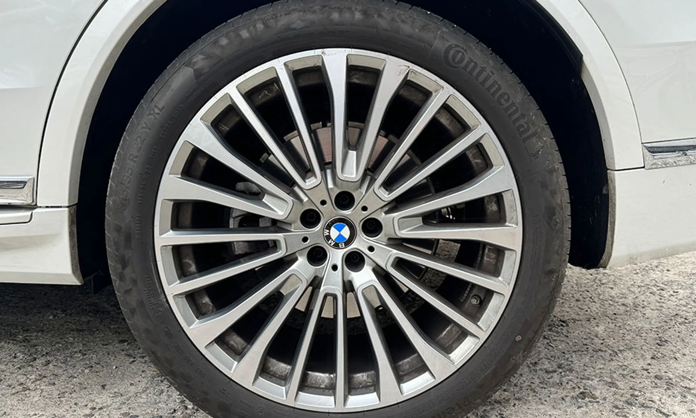 BMW X7 (G07) превью 19