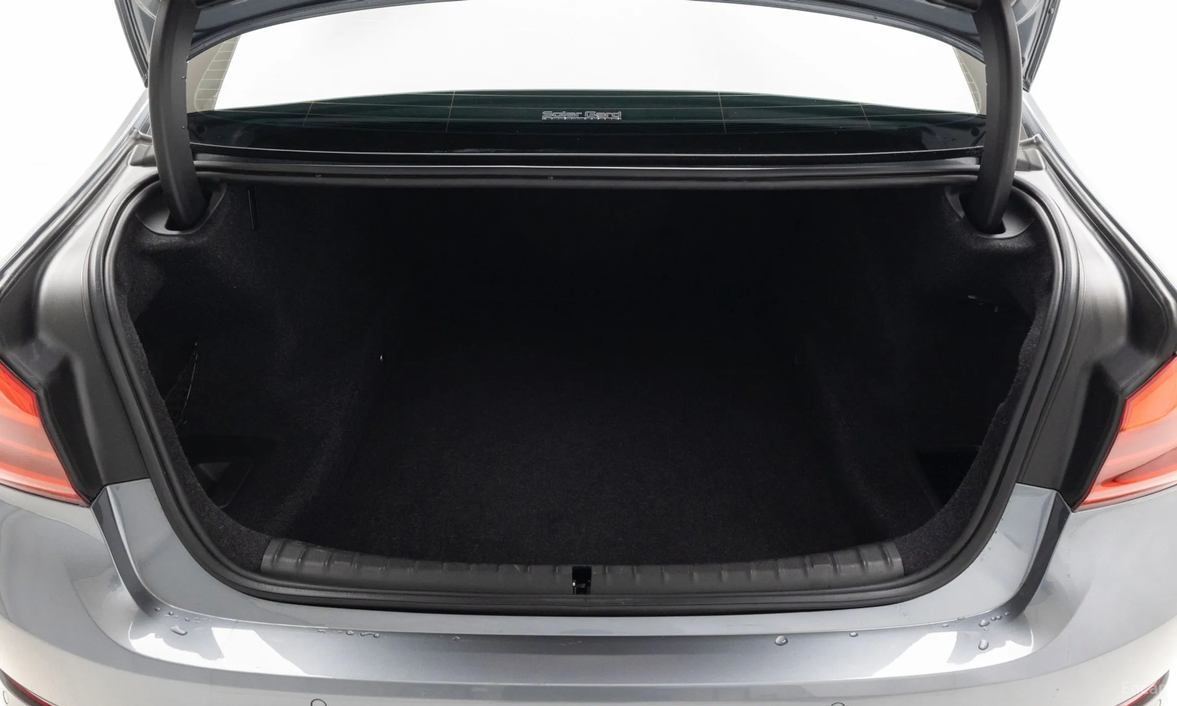 BMW 5 Series (G30) превью 20