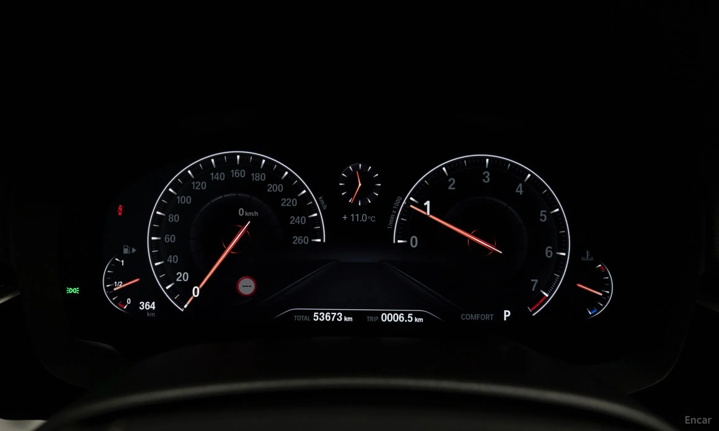 BMW 5 Series (G30) превью 8