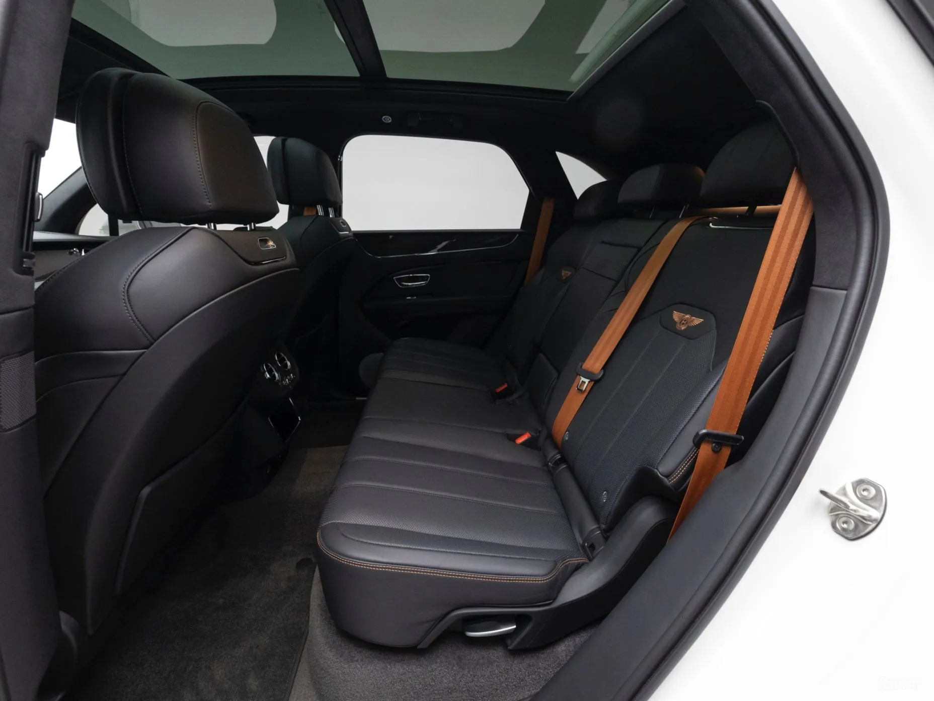 Bentley Bentayga превью 12