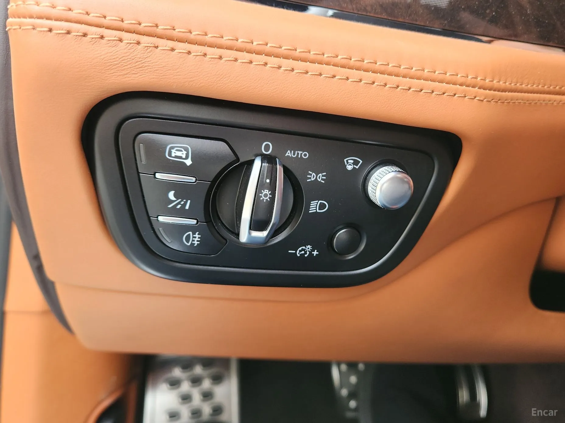 Bentley Bentayga превью 14