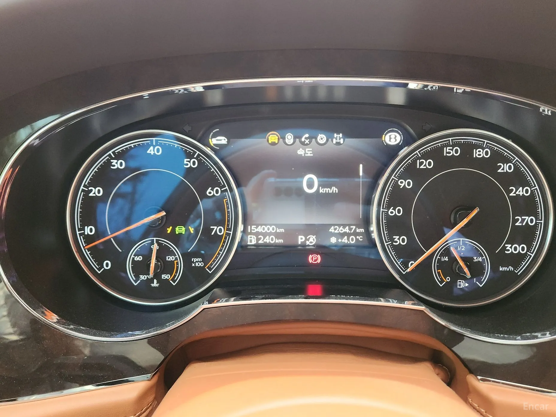 Bentley Bentayga превью 18