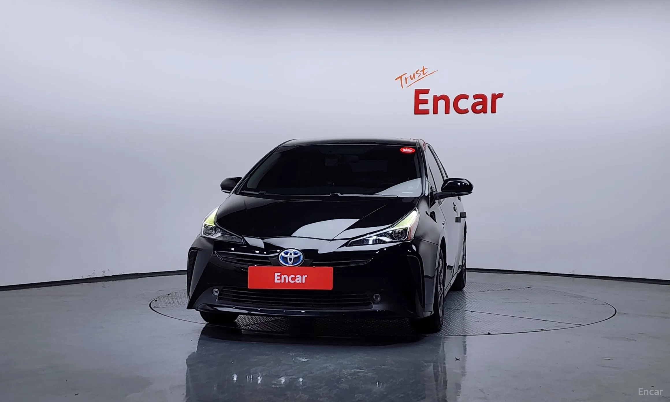 Toyota Prius 4th Generation превью 3