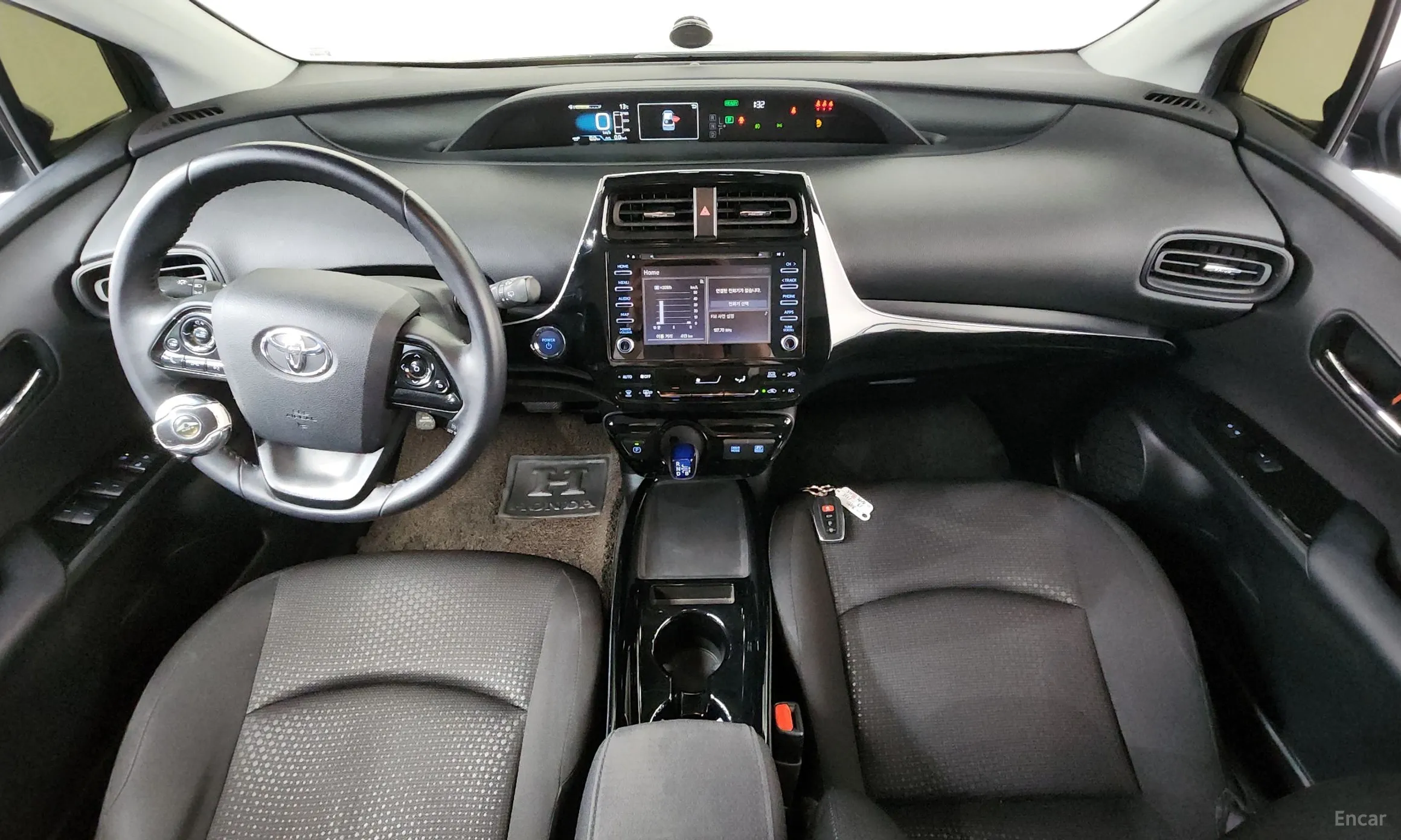 Toyota Prius 4th Generation превью 7