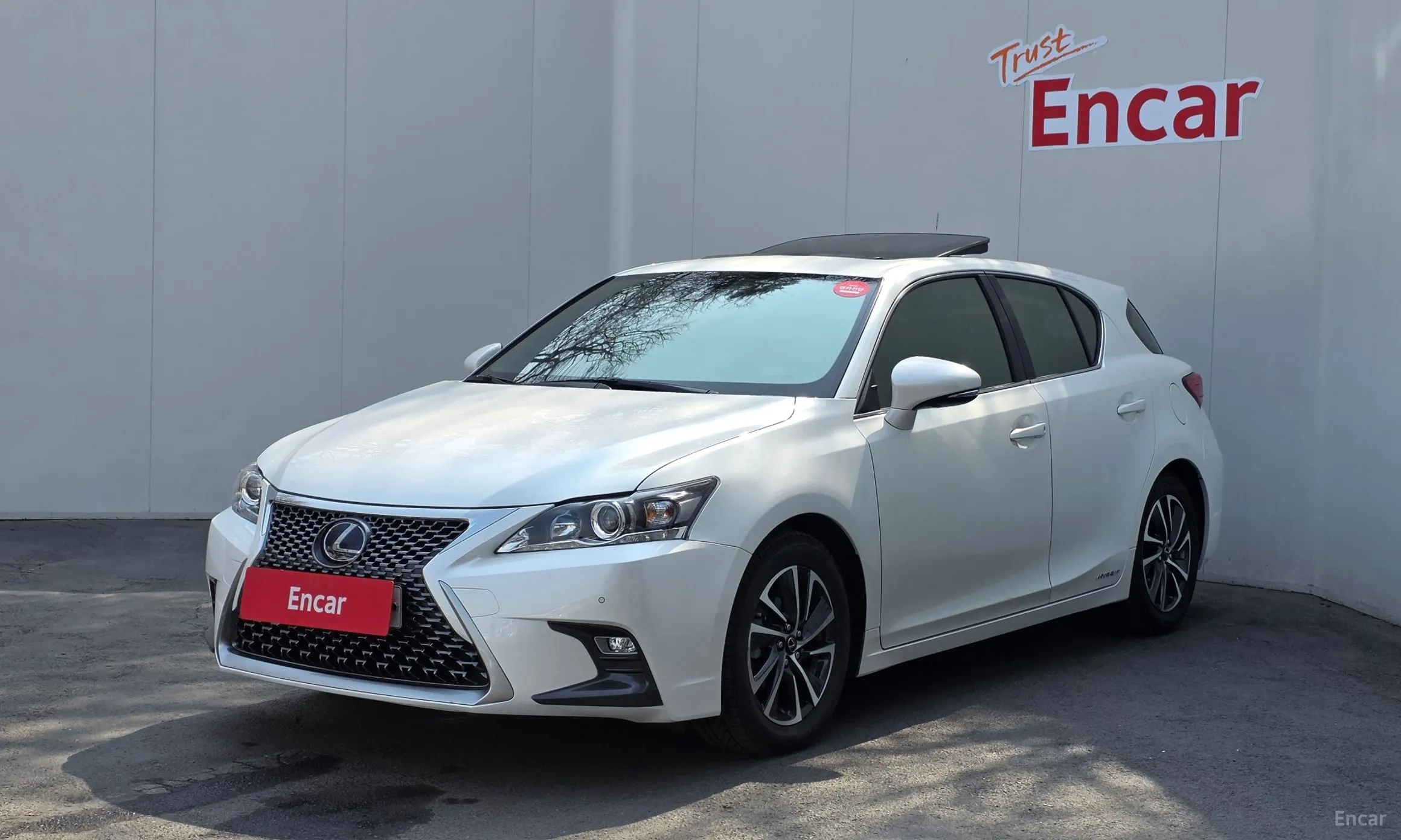 Lexus CT200h