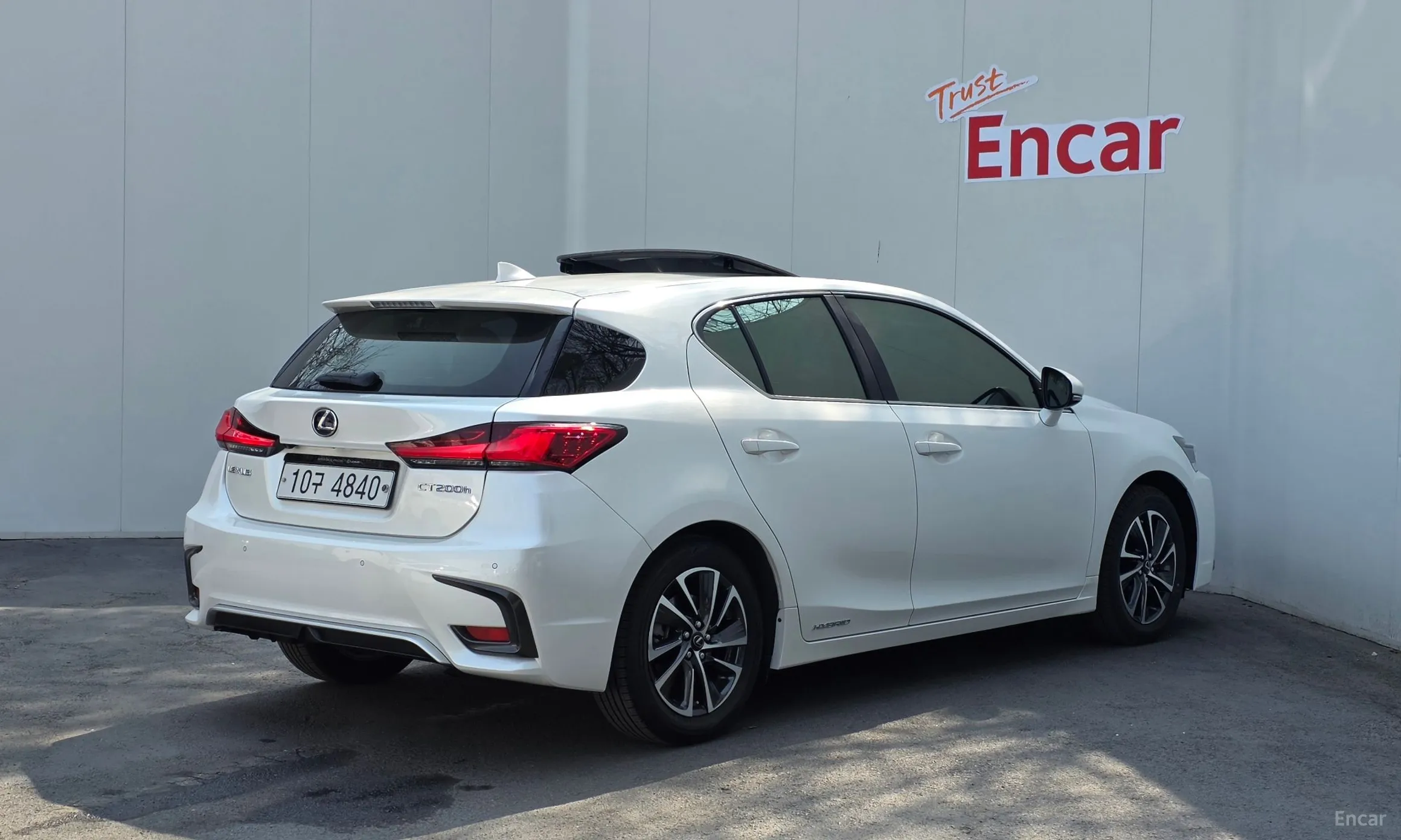 Lexus CT200h