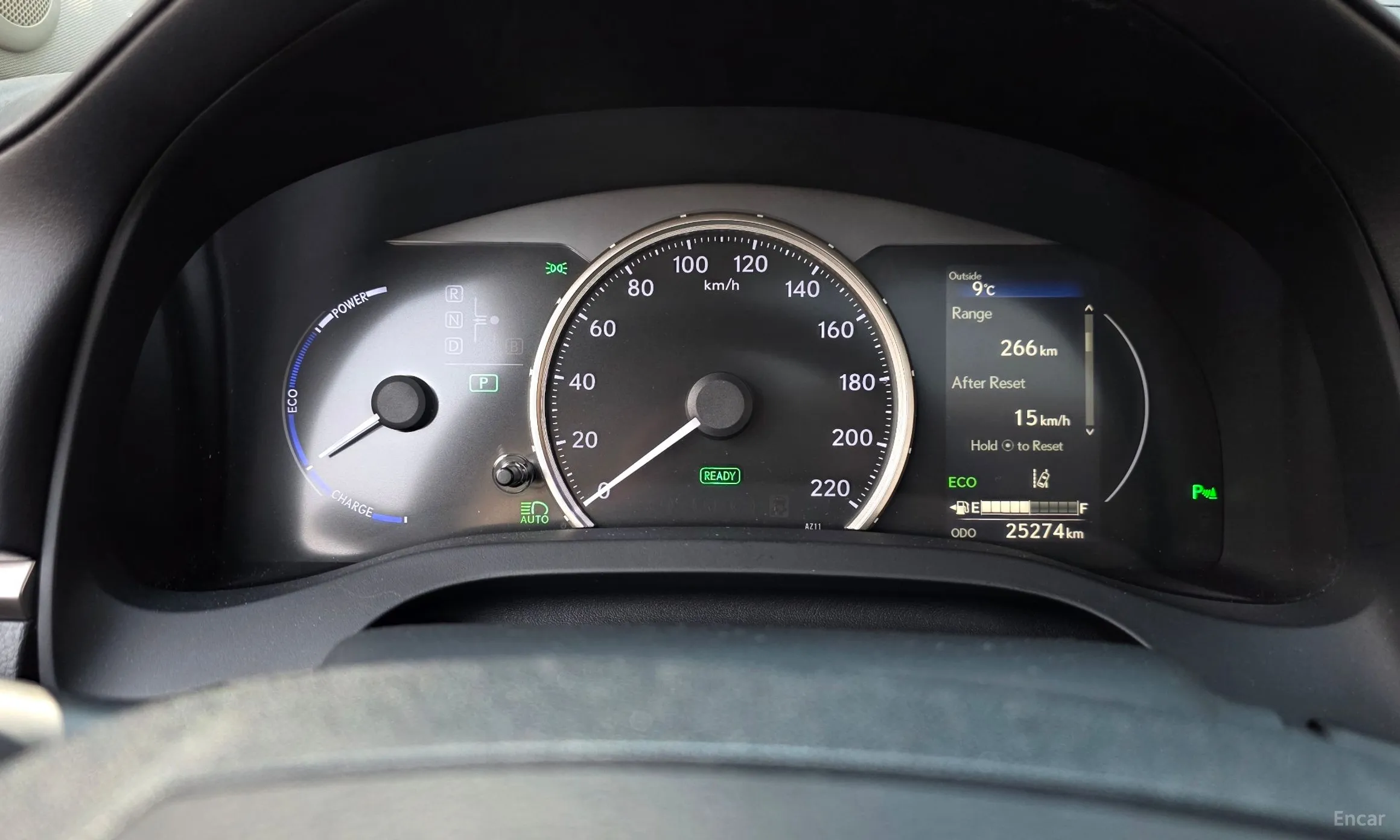 Lexus CT200h превью 8