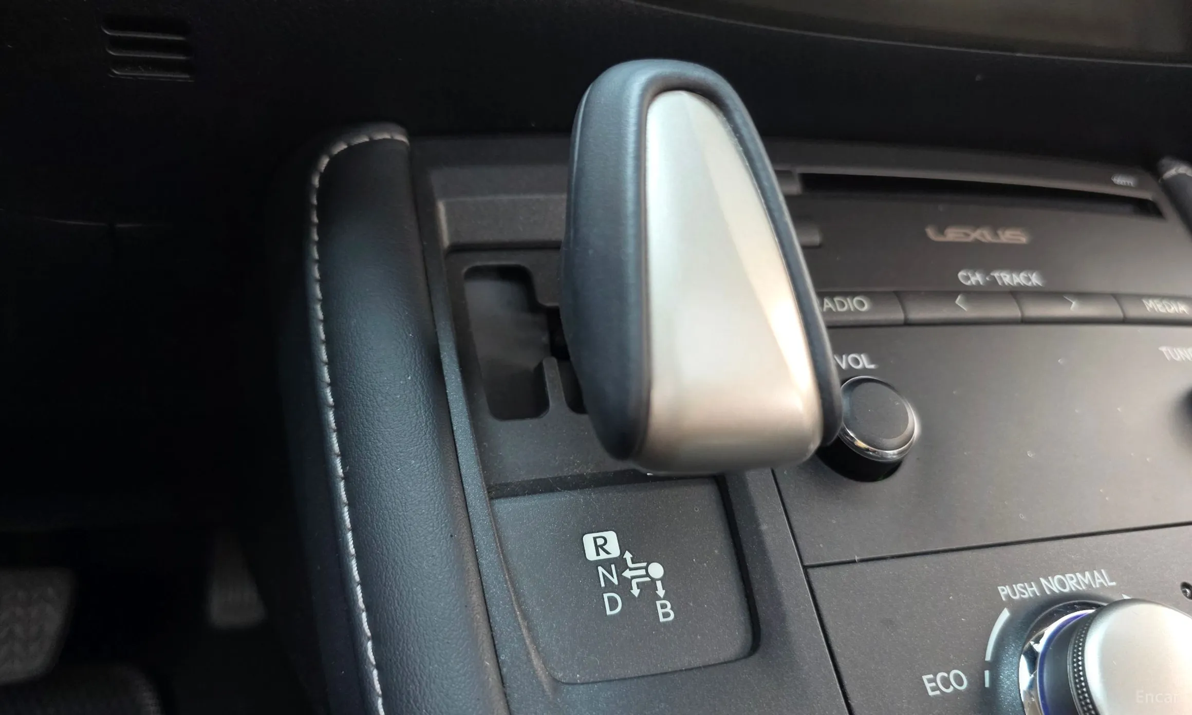 Lexus CT200h превью 9
