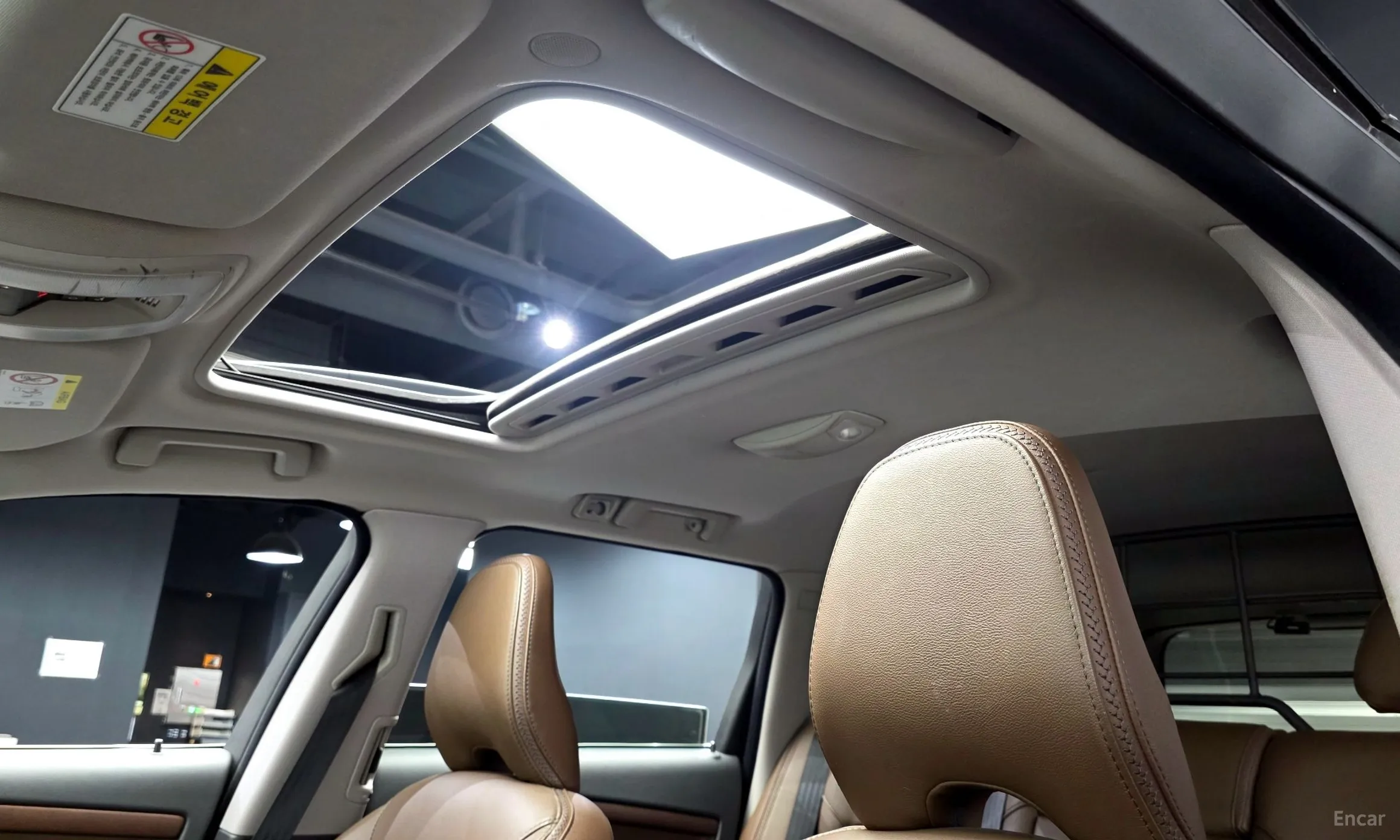 Volvo XC70 превью 16