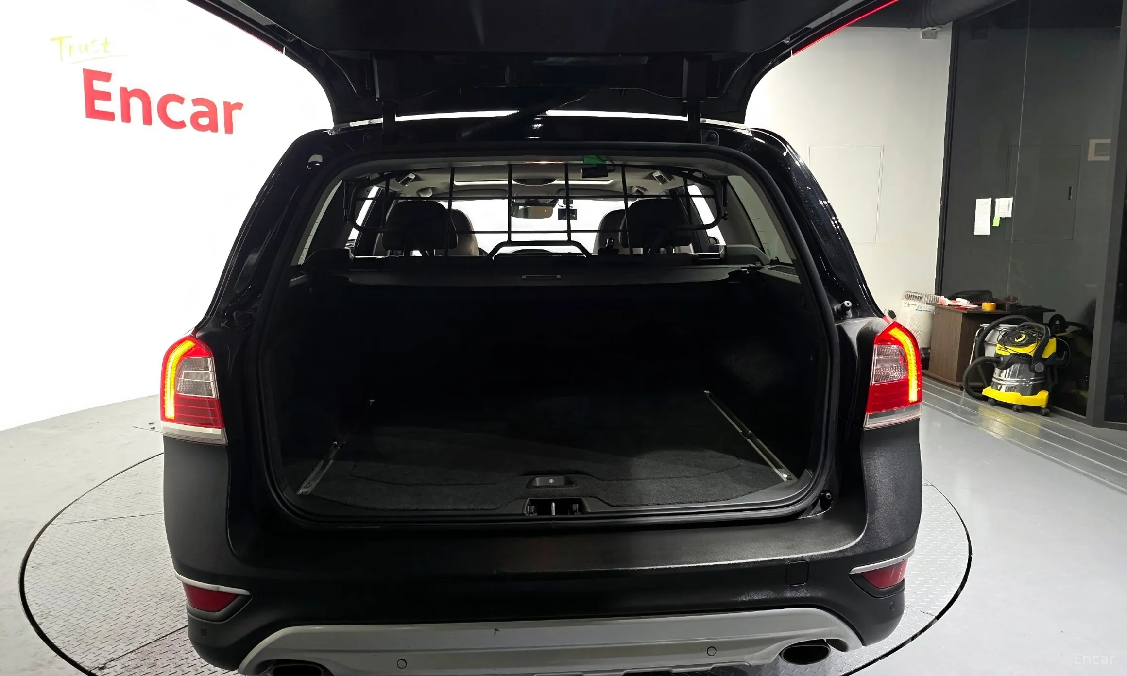Volvo XC70 превью 20