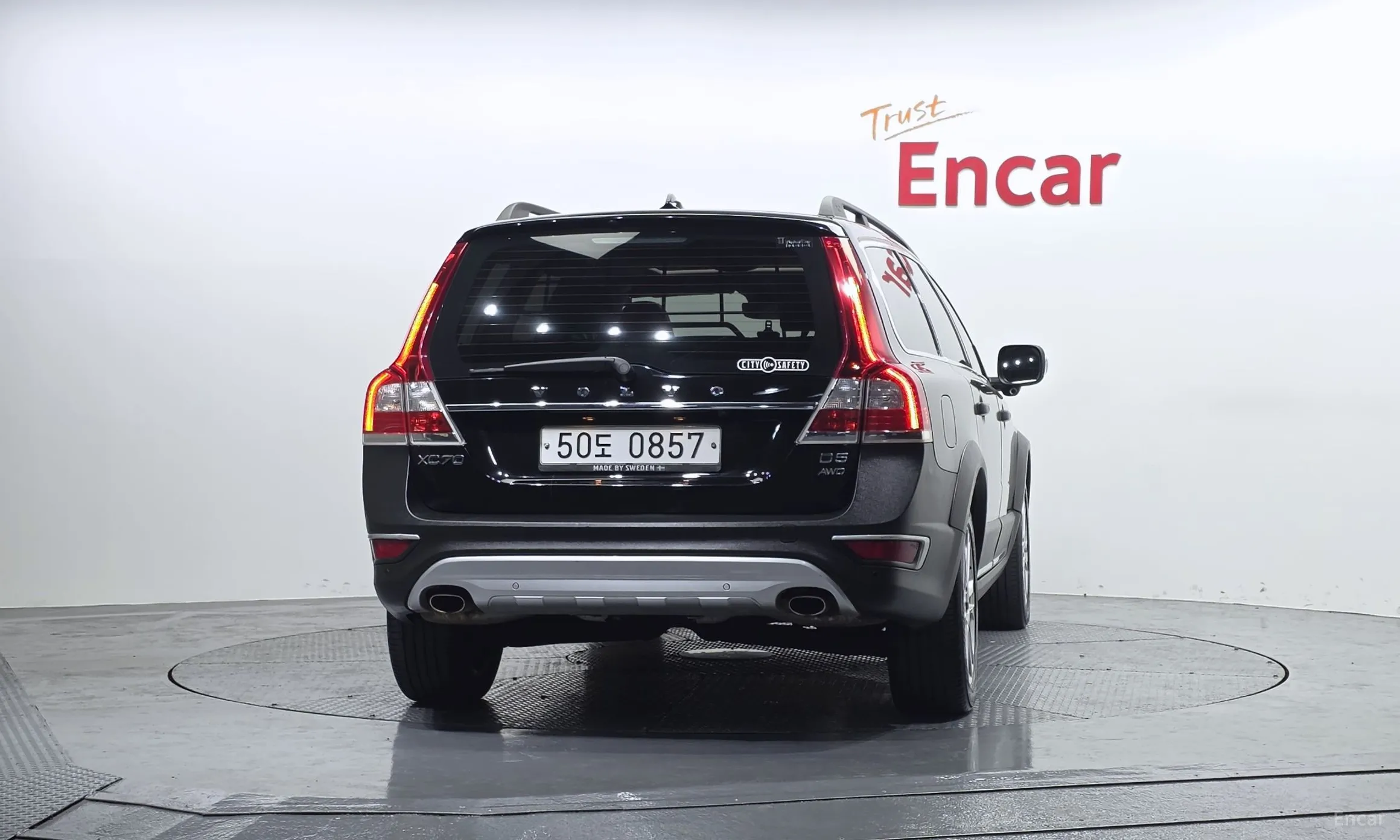 Volvo XC70 превью 4