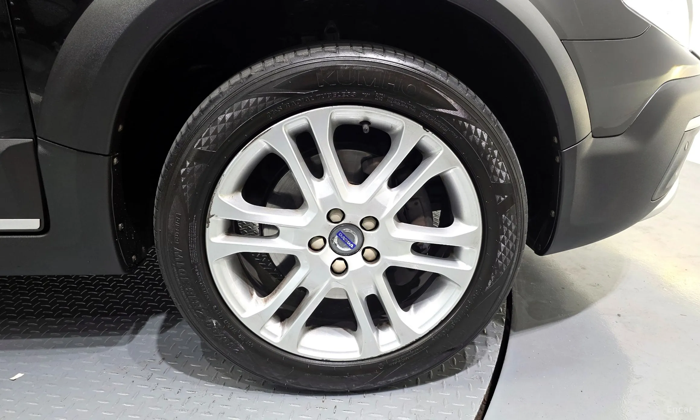 Volvo XC70 превью 5