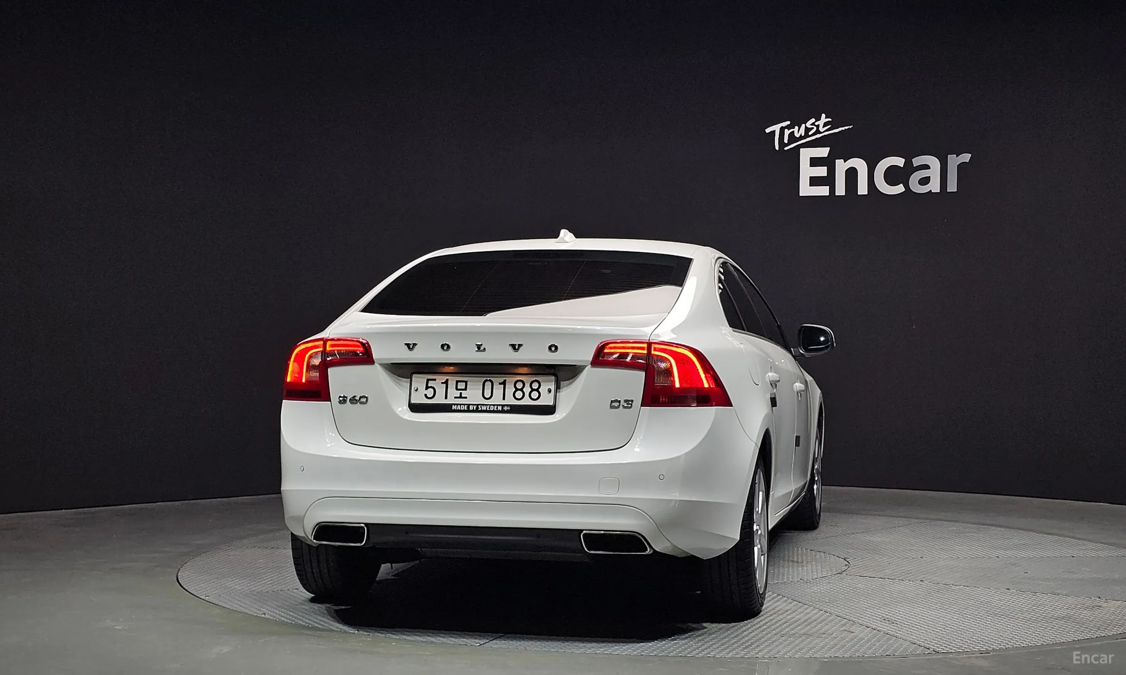 Volvo S60 превью 4