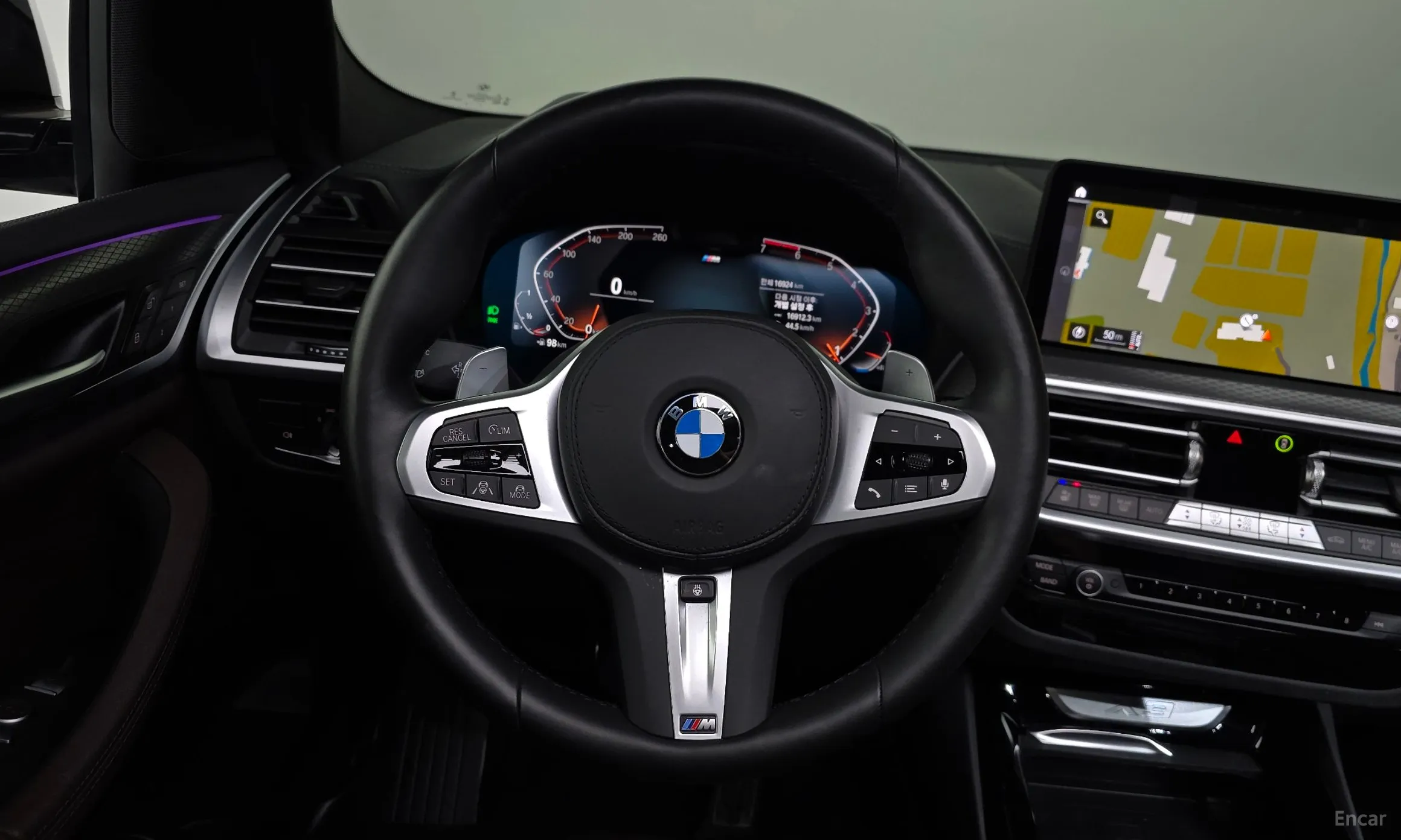 BMW X3 (G01) превью 13
