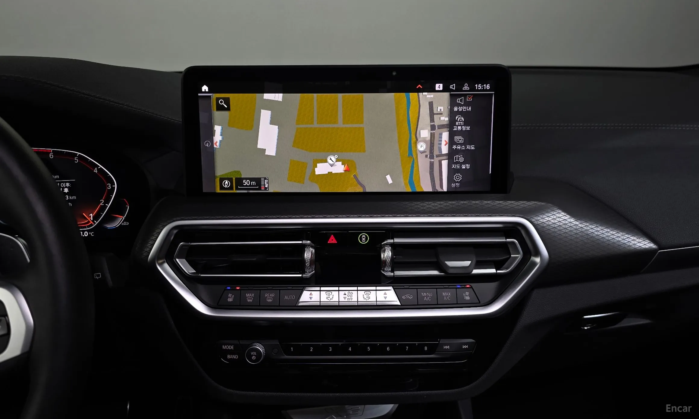 BMW X3 (G01) превью 14