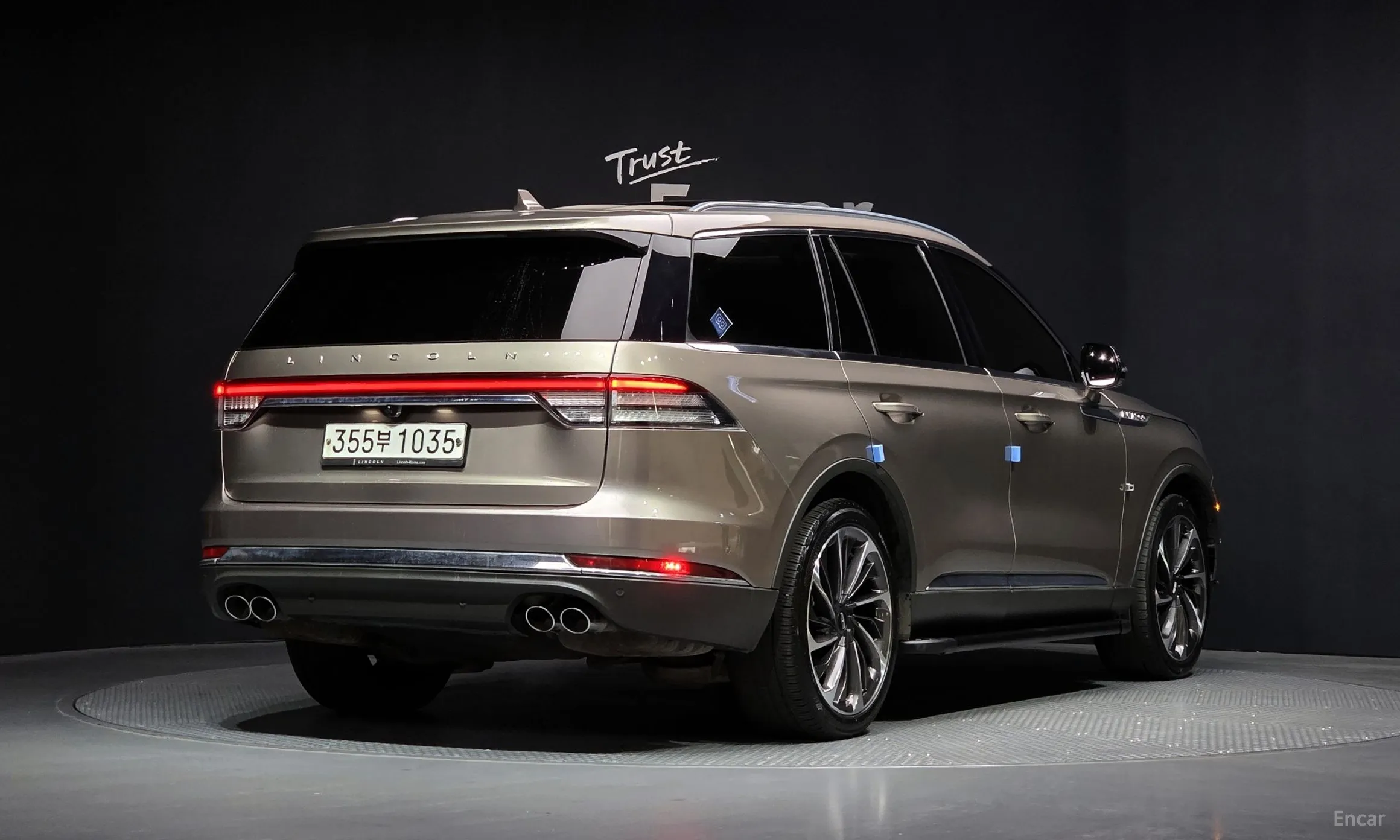 Lincoln Aviator 2nd Generation превью 2