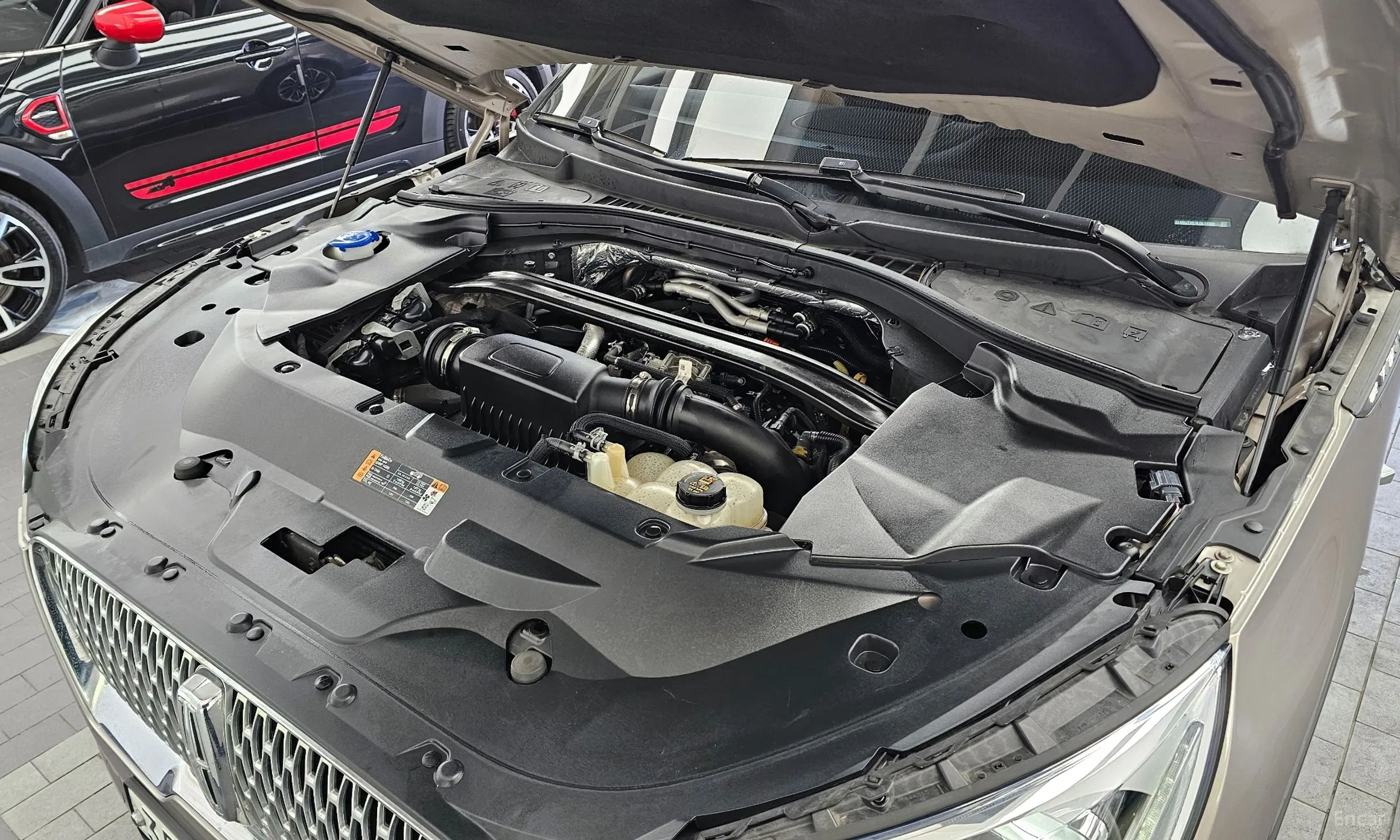Lincoln Aviator 2nd Generation превью 6