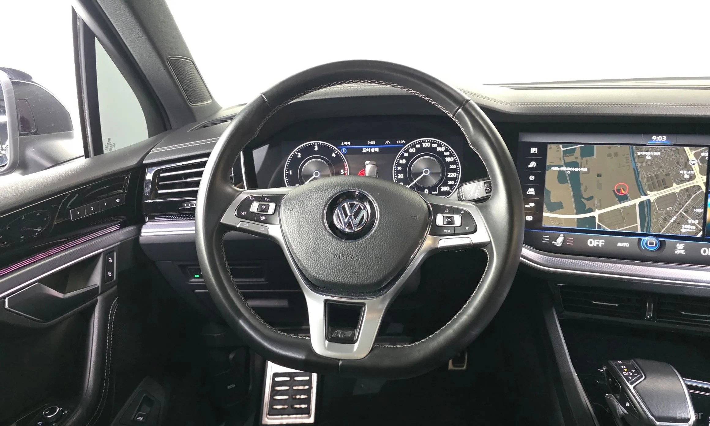 Volkswagen Touareg 3rd Generation превью 13