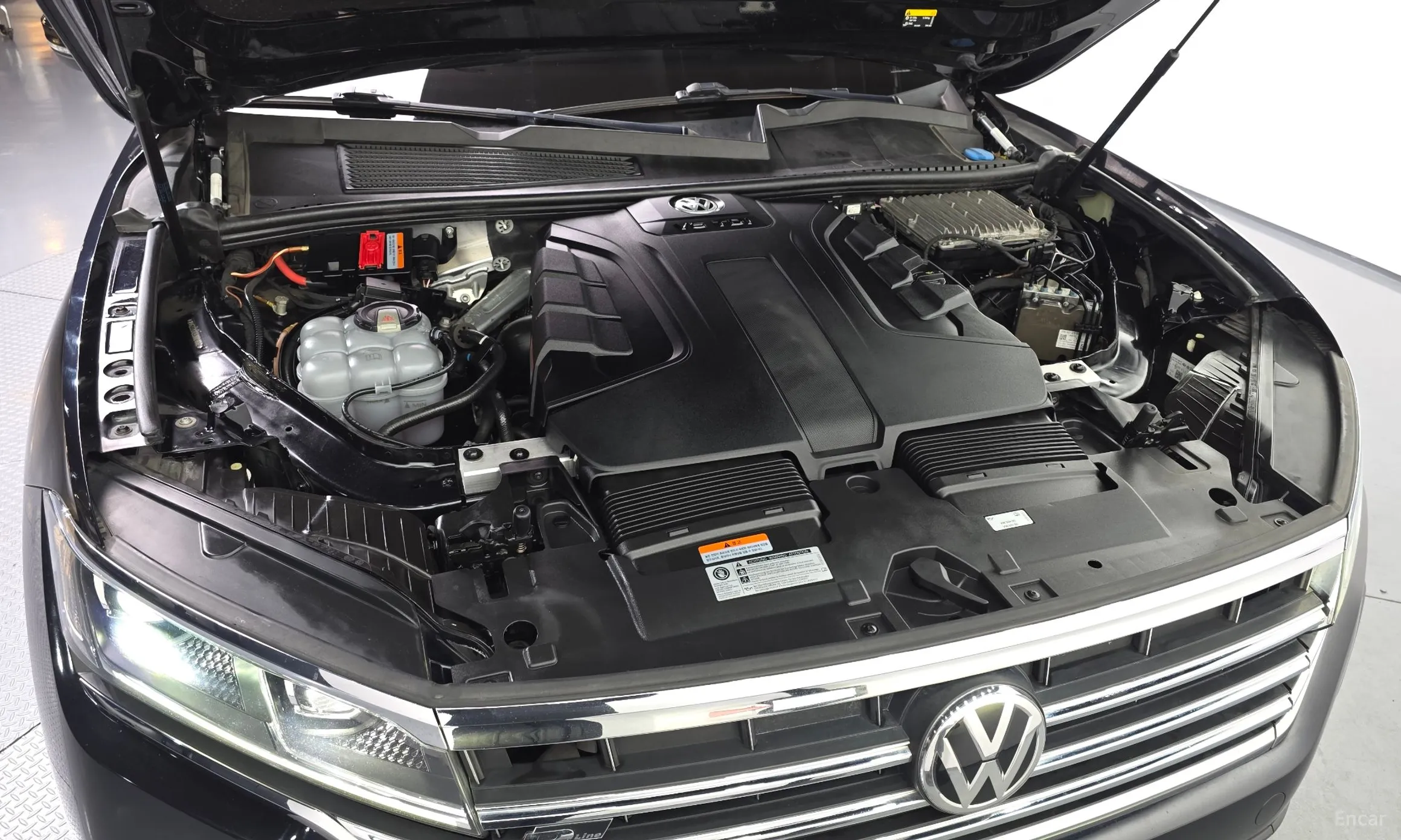 Volkswagen Touareg 3rd Generation превью 6