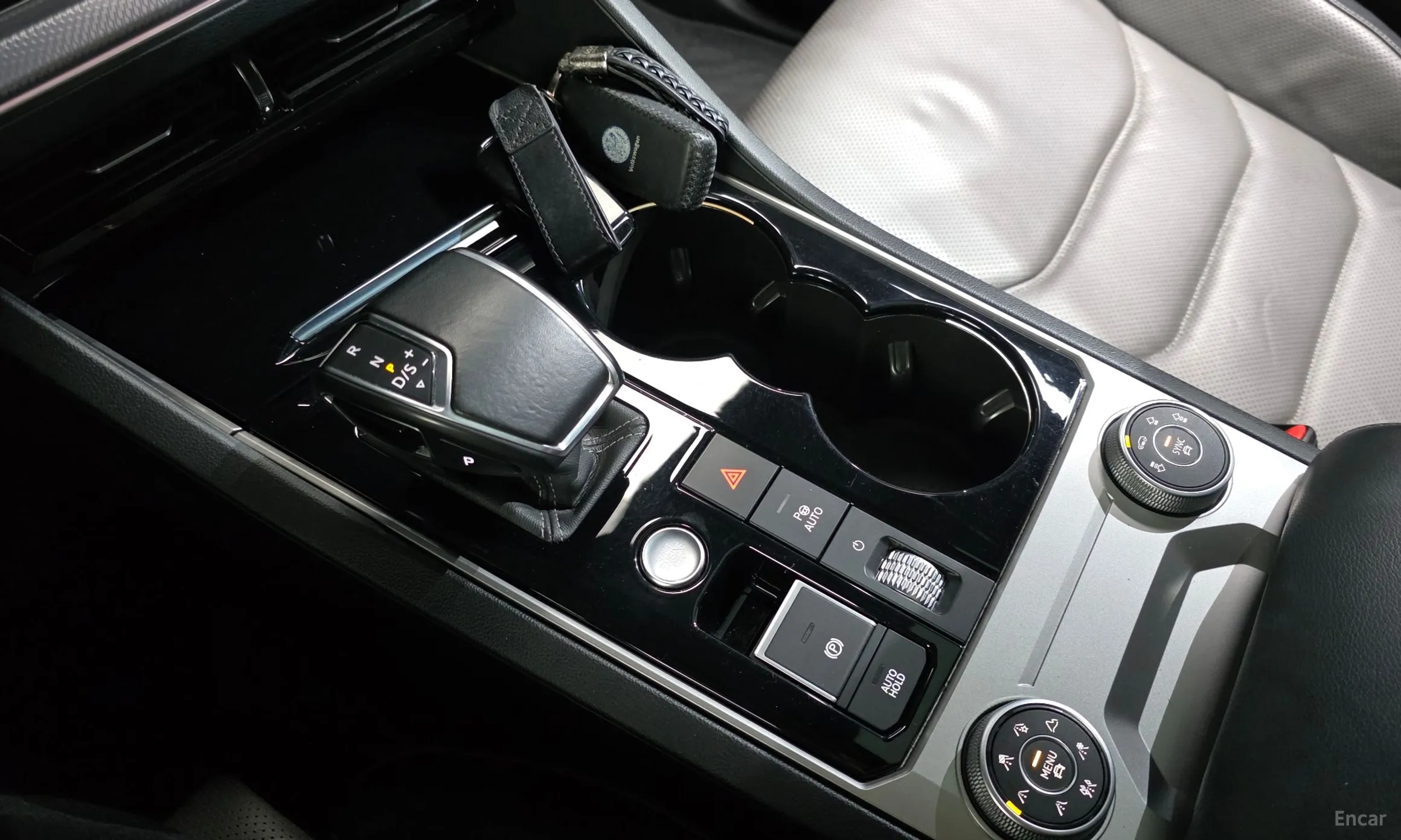 Volkswagen Touareg 3rd Generation превью 9
