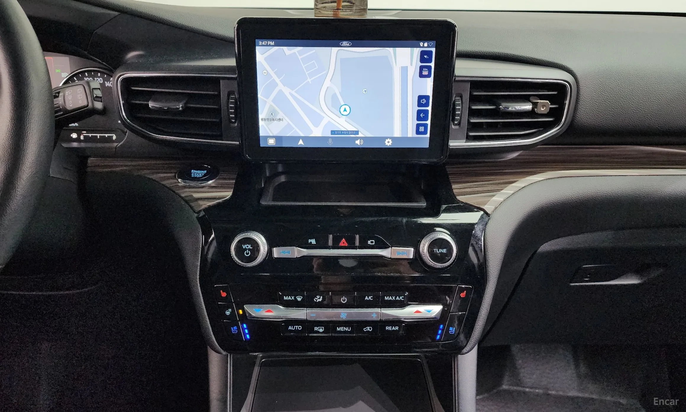 Ford Explorer 6th Generation превью 14