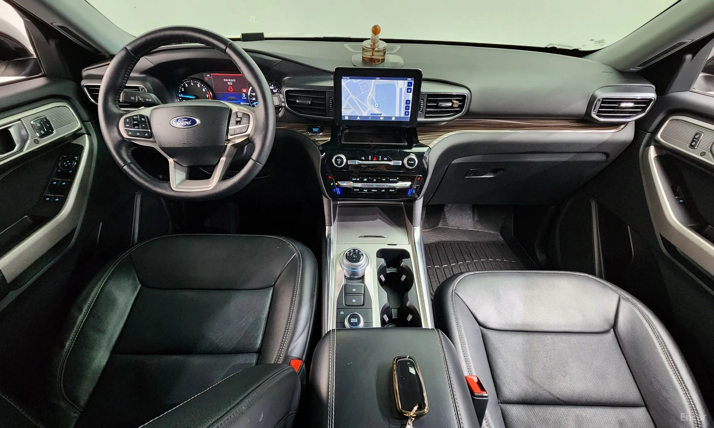 Ford Explorer 6th Generation превью 7