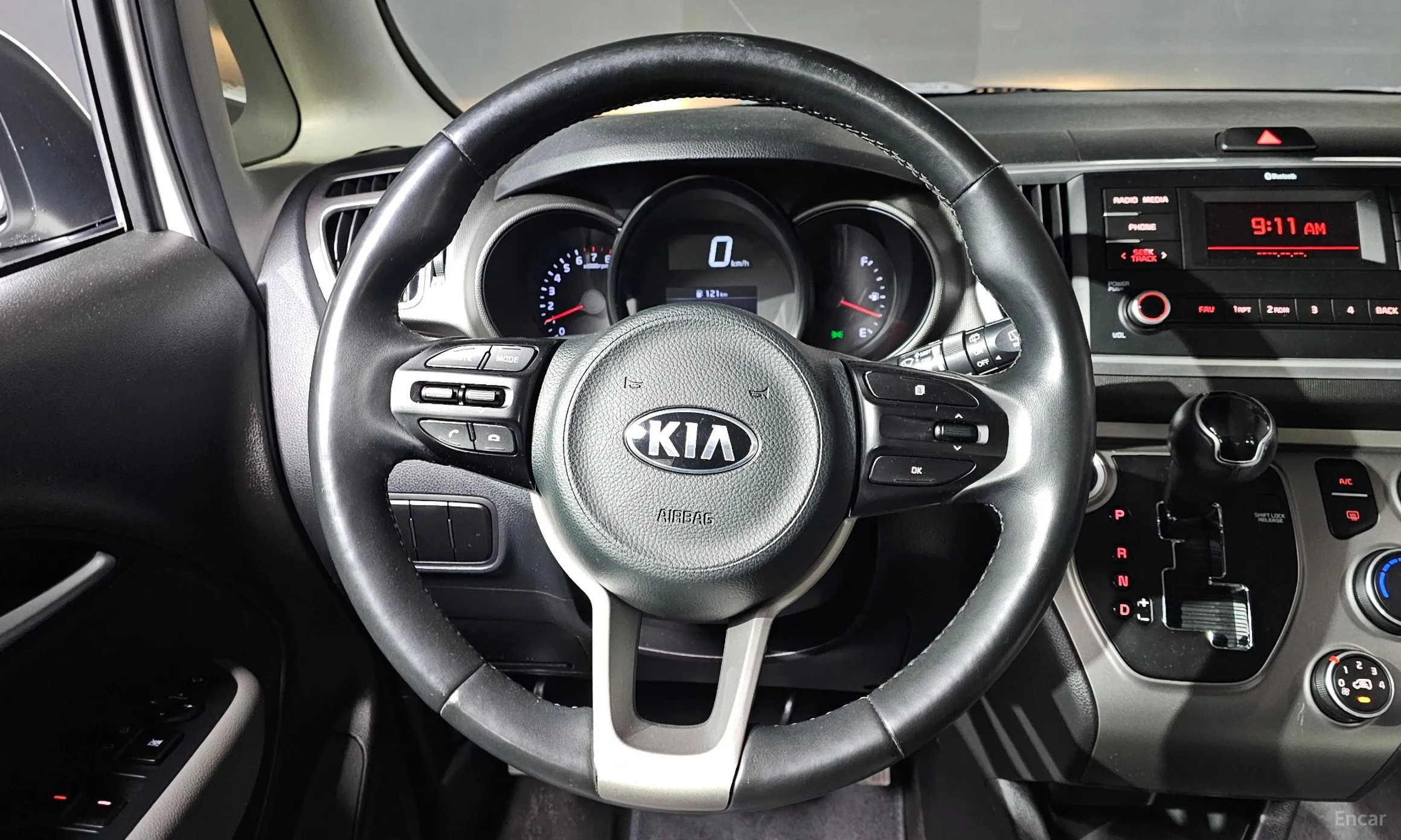 Kia Ray превью 14
