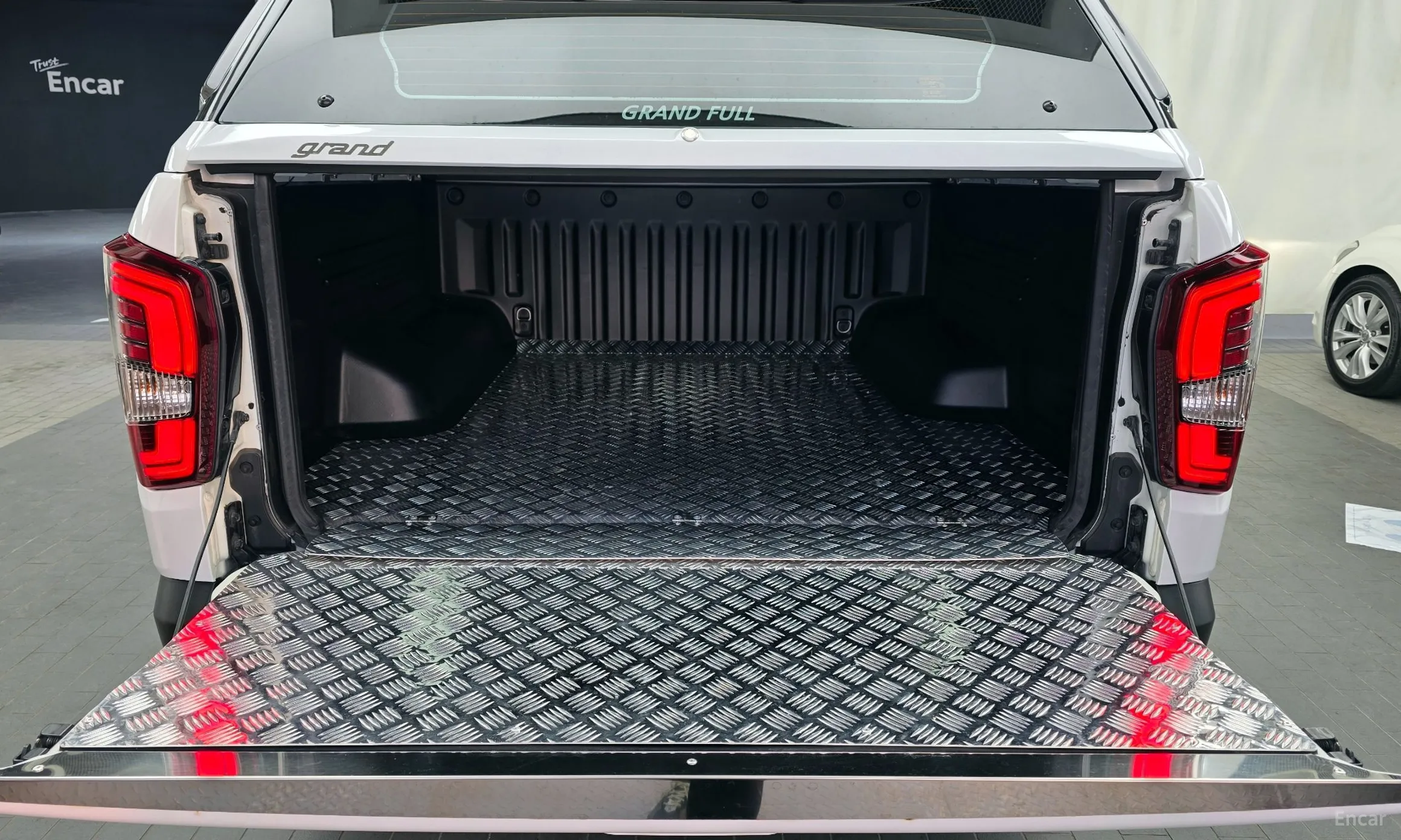 KG Mobility (SsangYong) Rexton Sports Khan превью 20