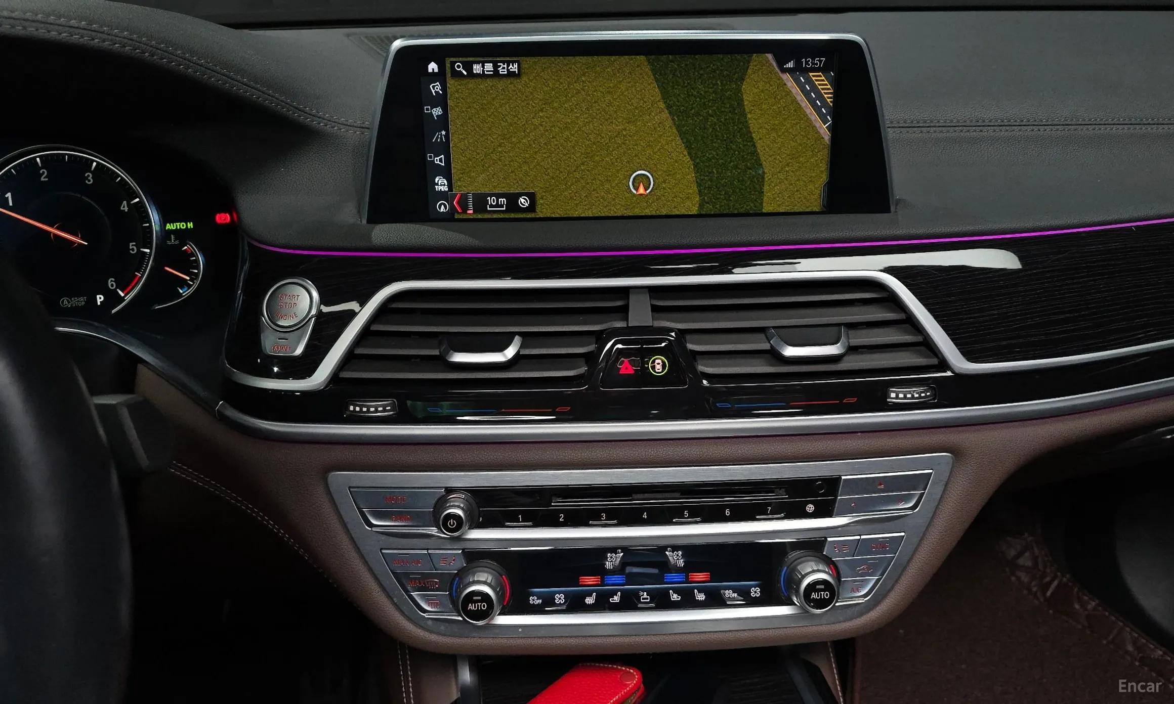BMW 7 Series (G11) превью 16