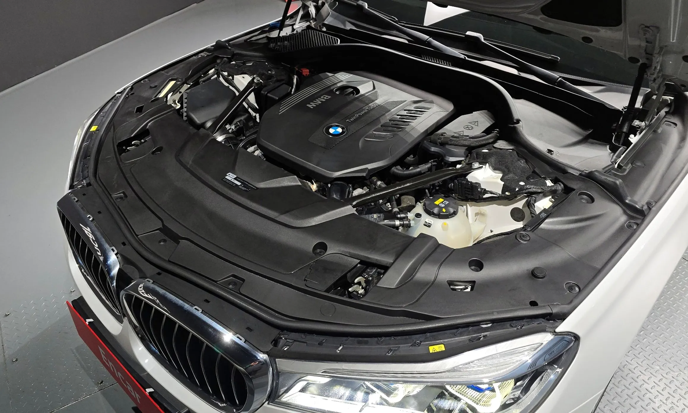 BMW 7 Series (G11) превью 6