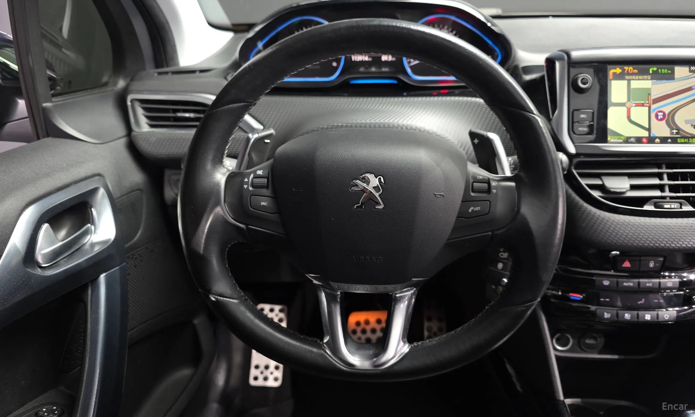Peugeot 2008. превью 13