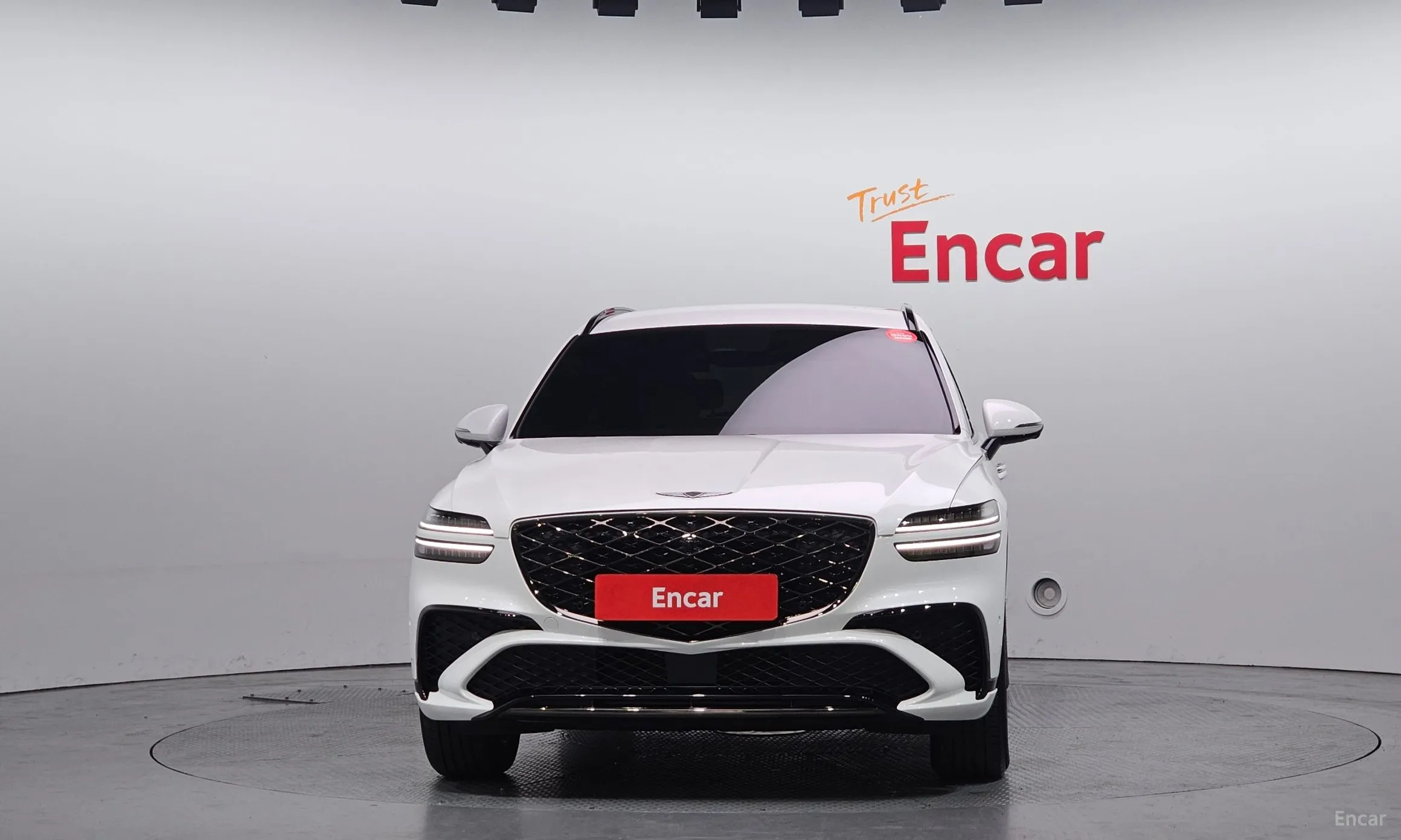 Genesis GV70 превью 3