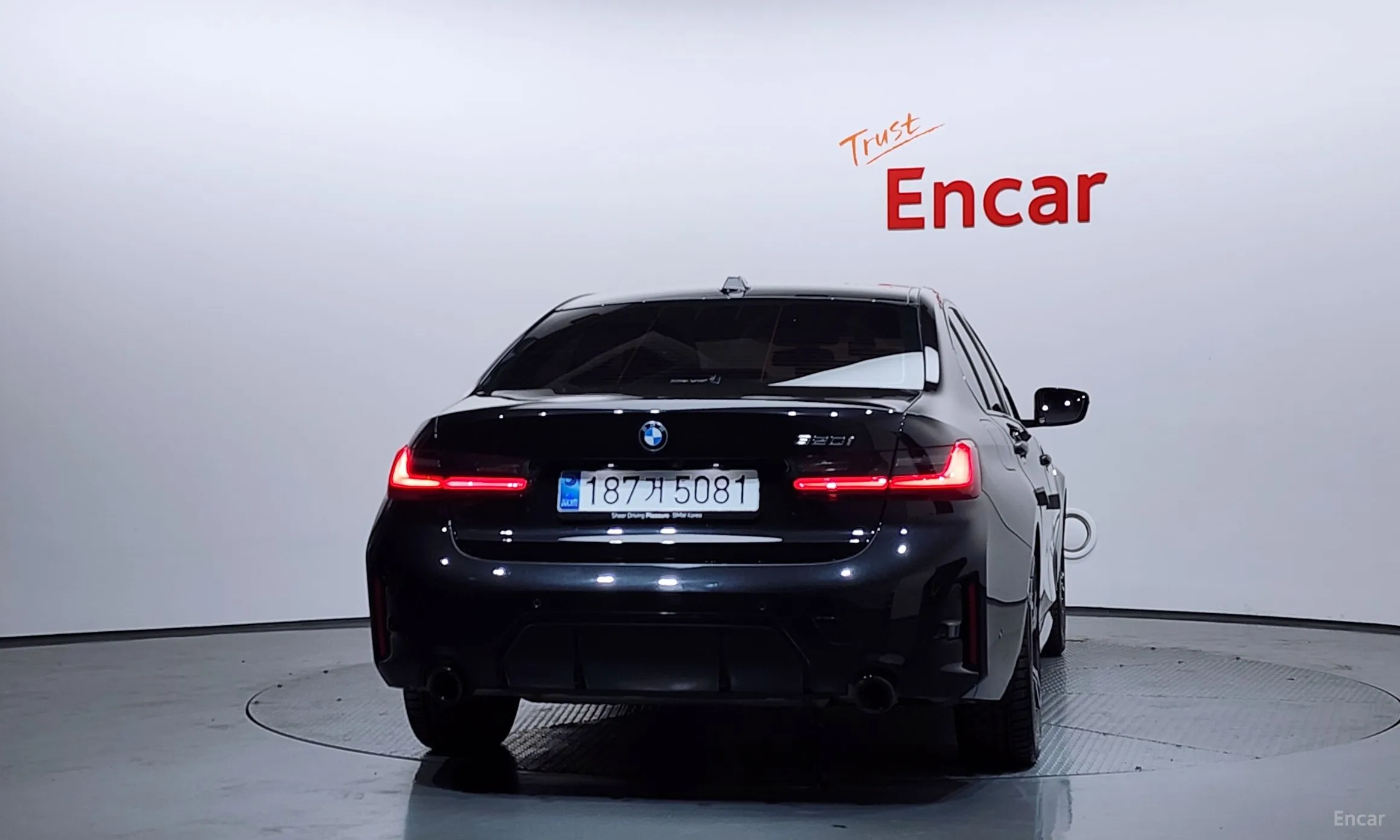 BMW 3 Series (G20) превью 4