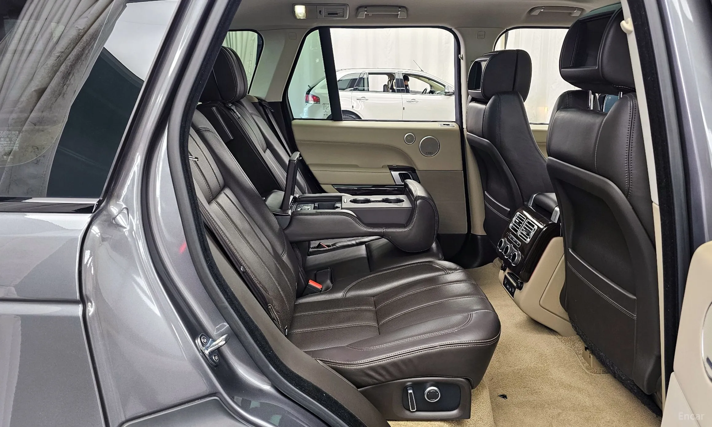 Land Rover Range Rover 4th Generation превью 12