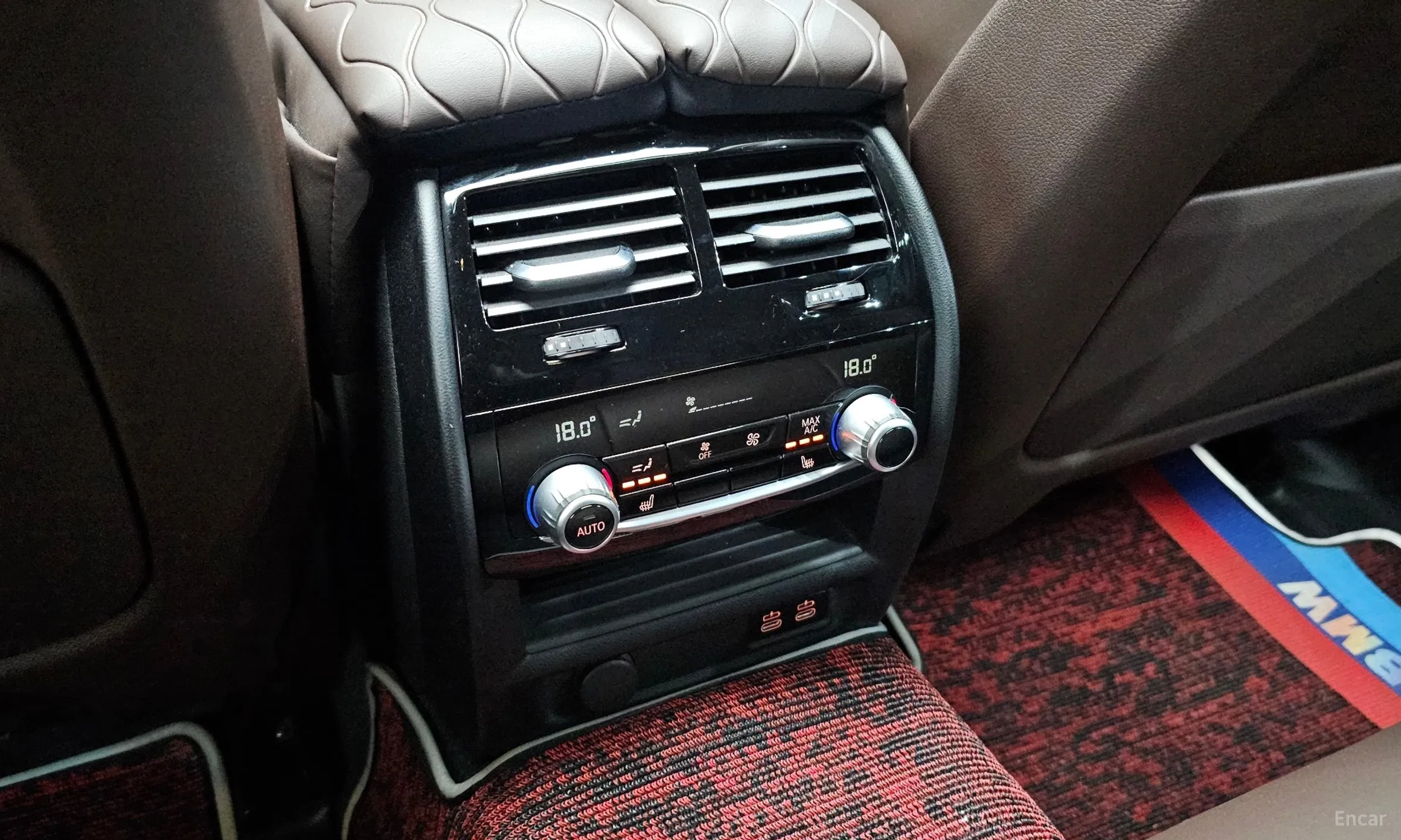 BMW 5 Series (G30) превью 17