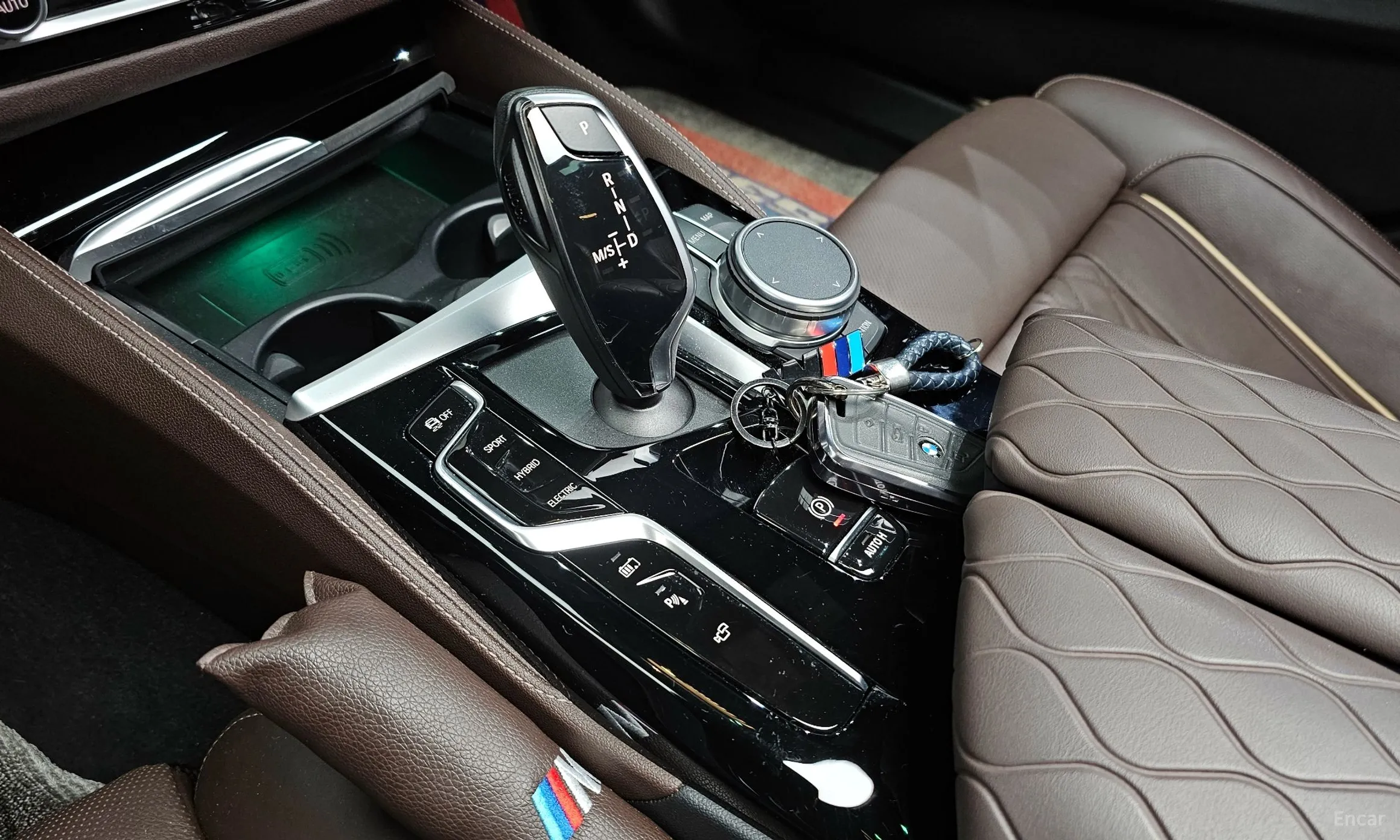 BMW 5 Series (G30) превью 9