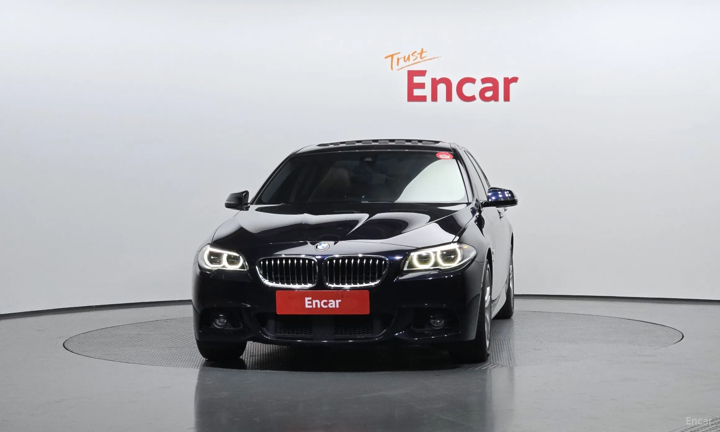 BMW 5 Series (F10) превью 3