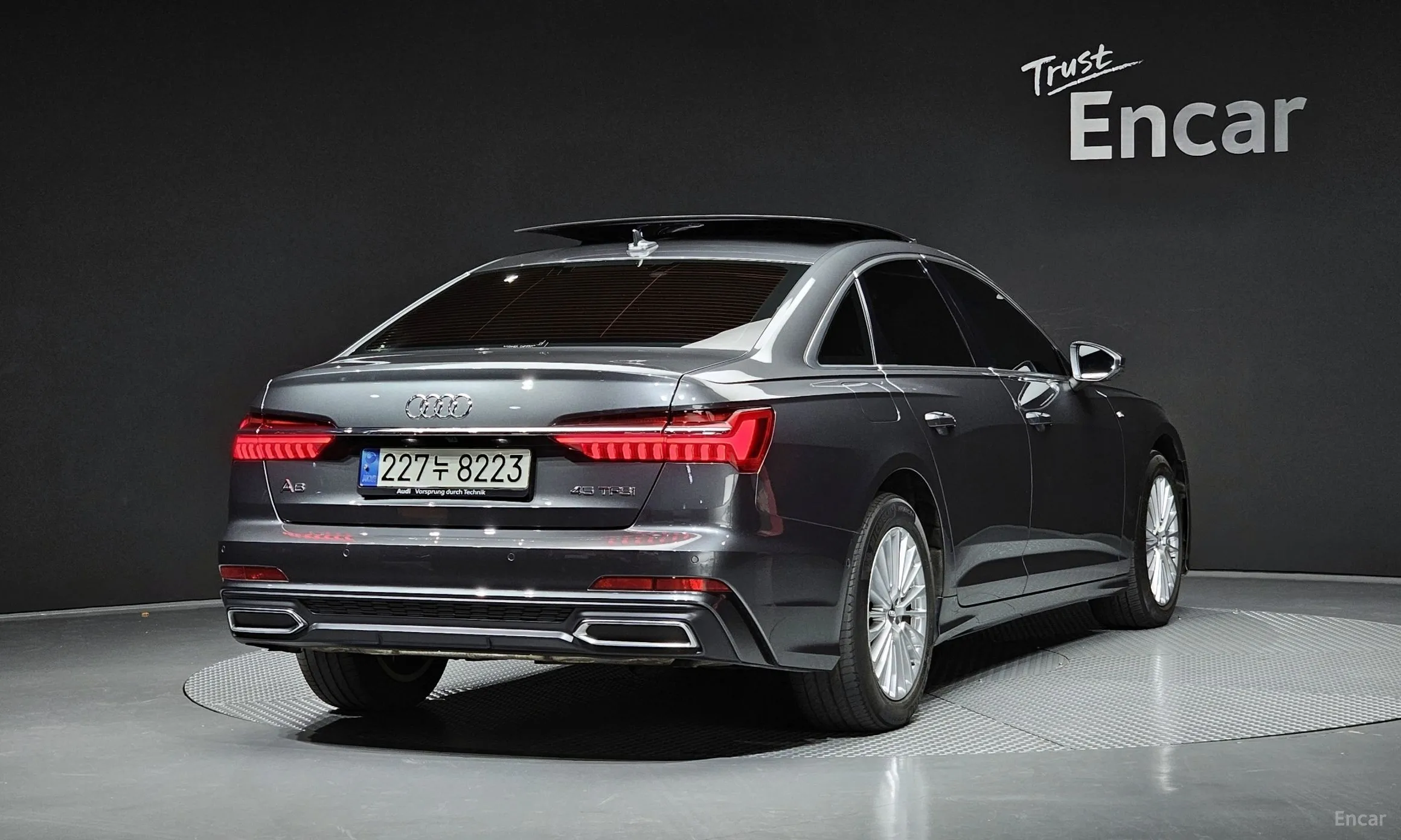 Audi A6 (C8) превью 2