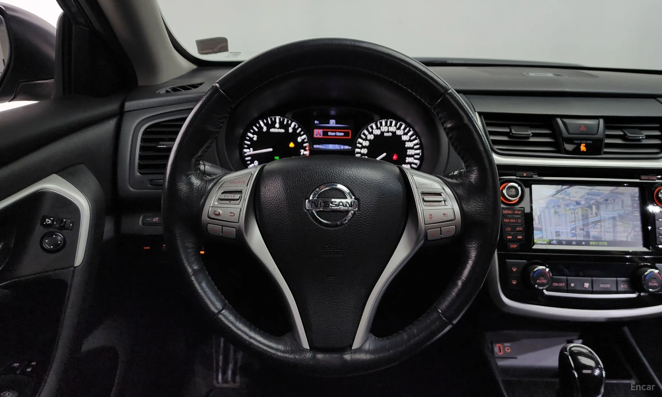 Nissan Altima превью 13