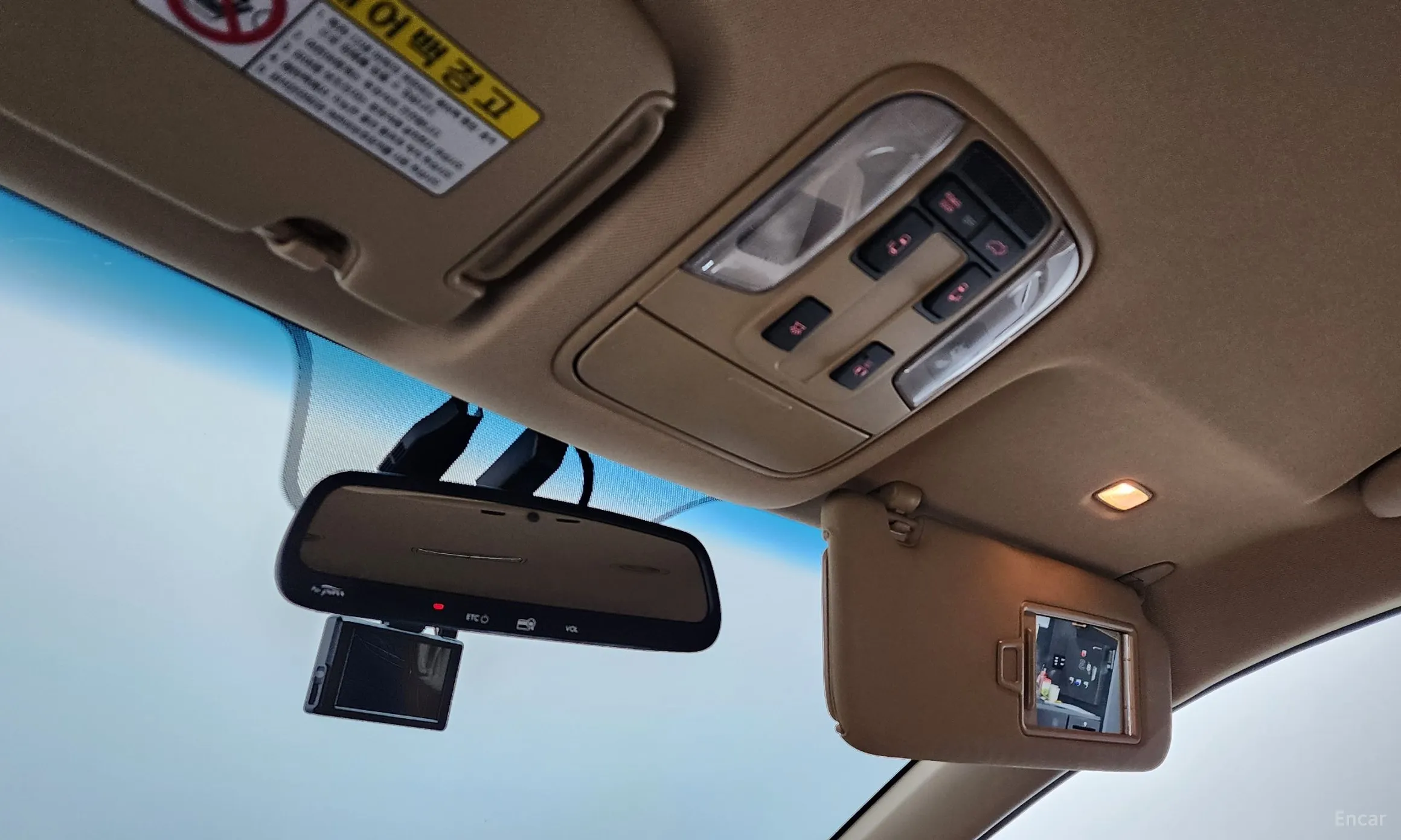 Kia Carnival превью 17