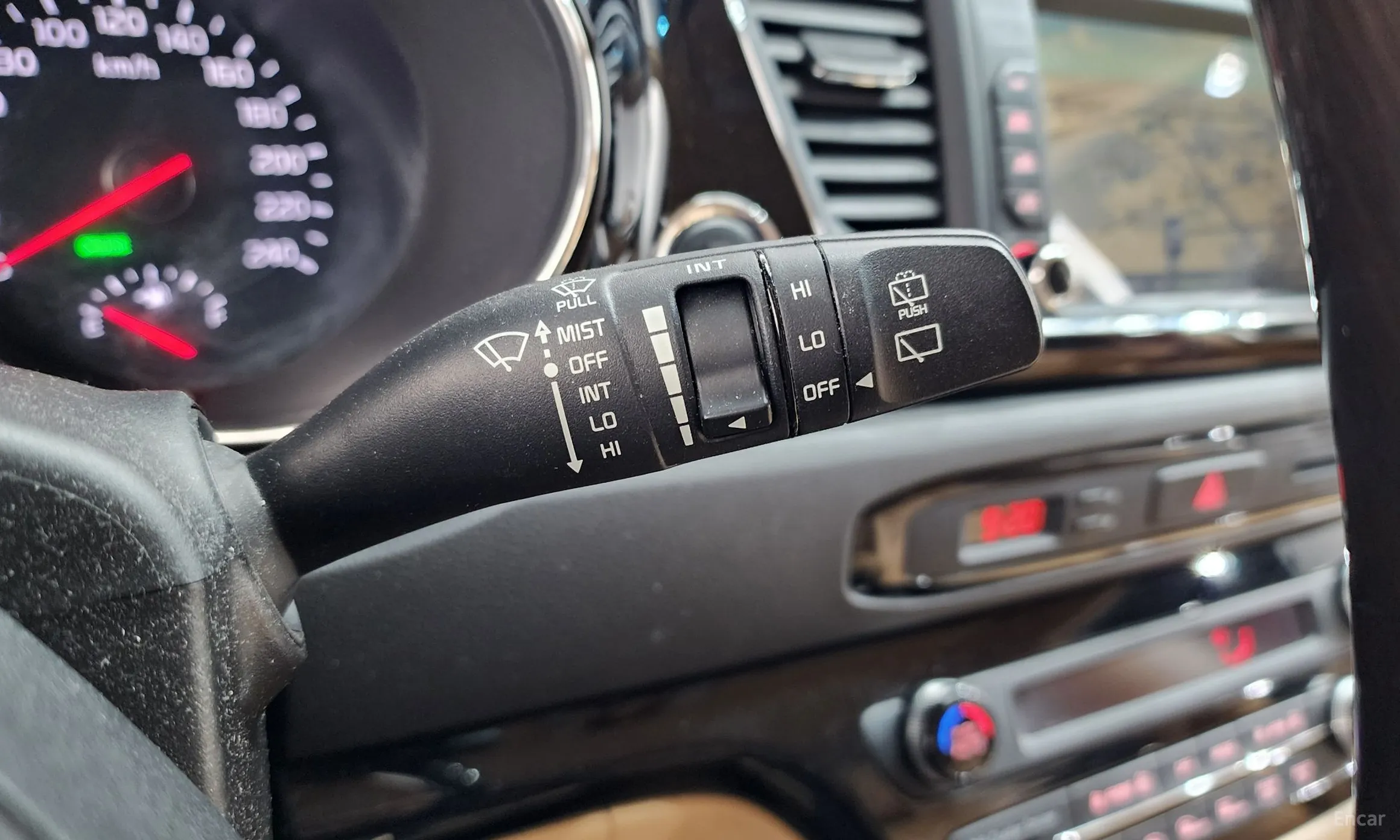 Kia Carnival превью 19