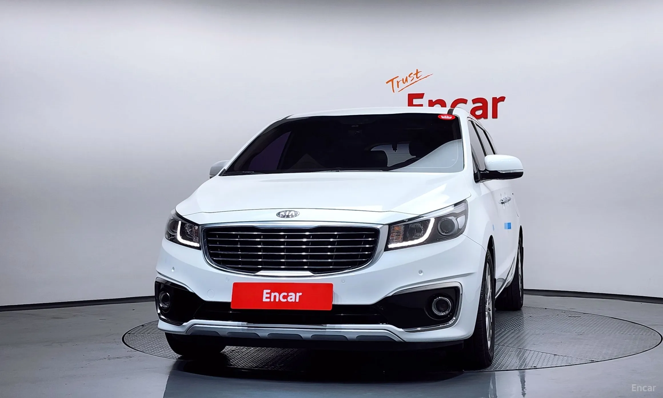 Kia Carnival превью 3