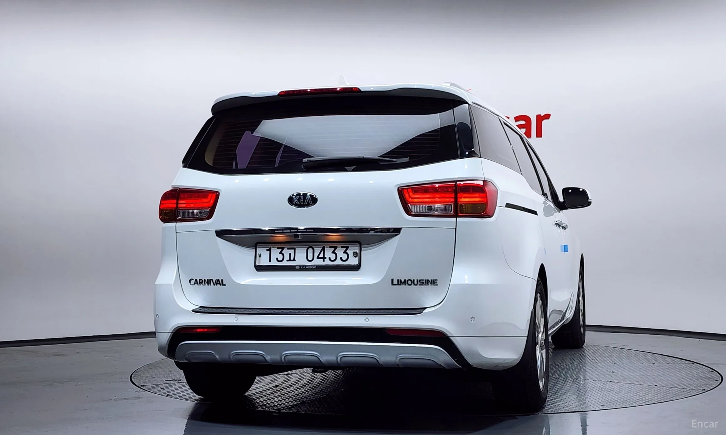 Kia Carnival превью 4